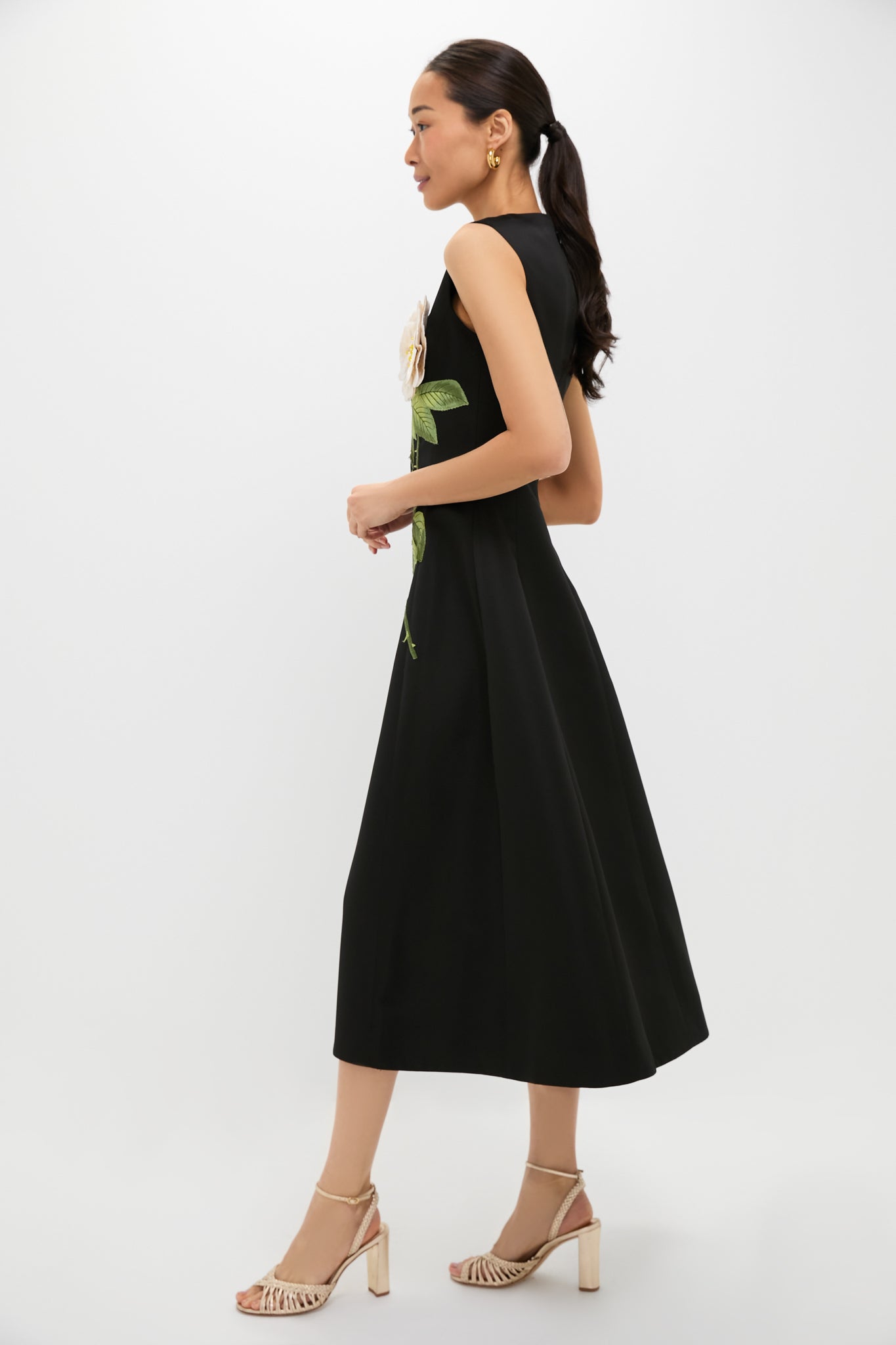 White Rose Printed Cleo Embellished Sleeveless Midi Dress