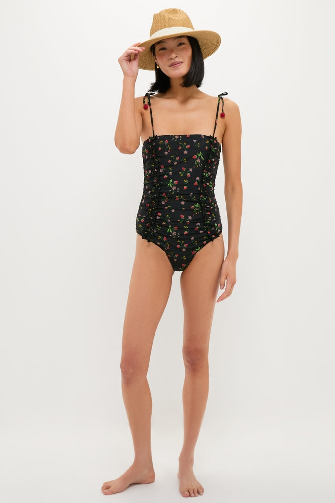 Exclusive Ivory Wide Brim Sun Hat: A classic, effortless straw fedora with an ivory ribbon, perfect for high-end, fun beach days or stylish warm-weather outings.