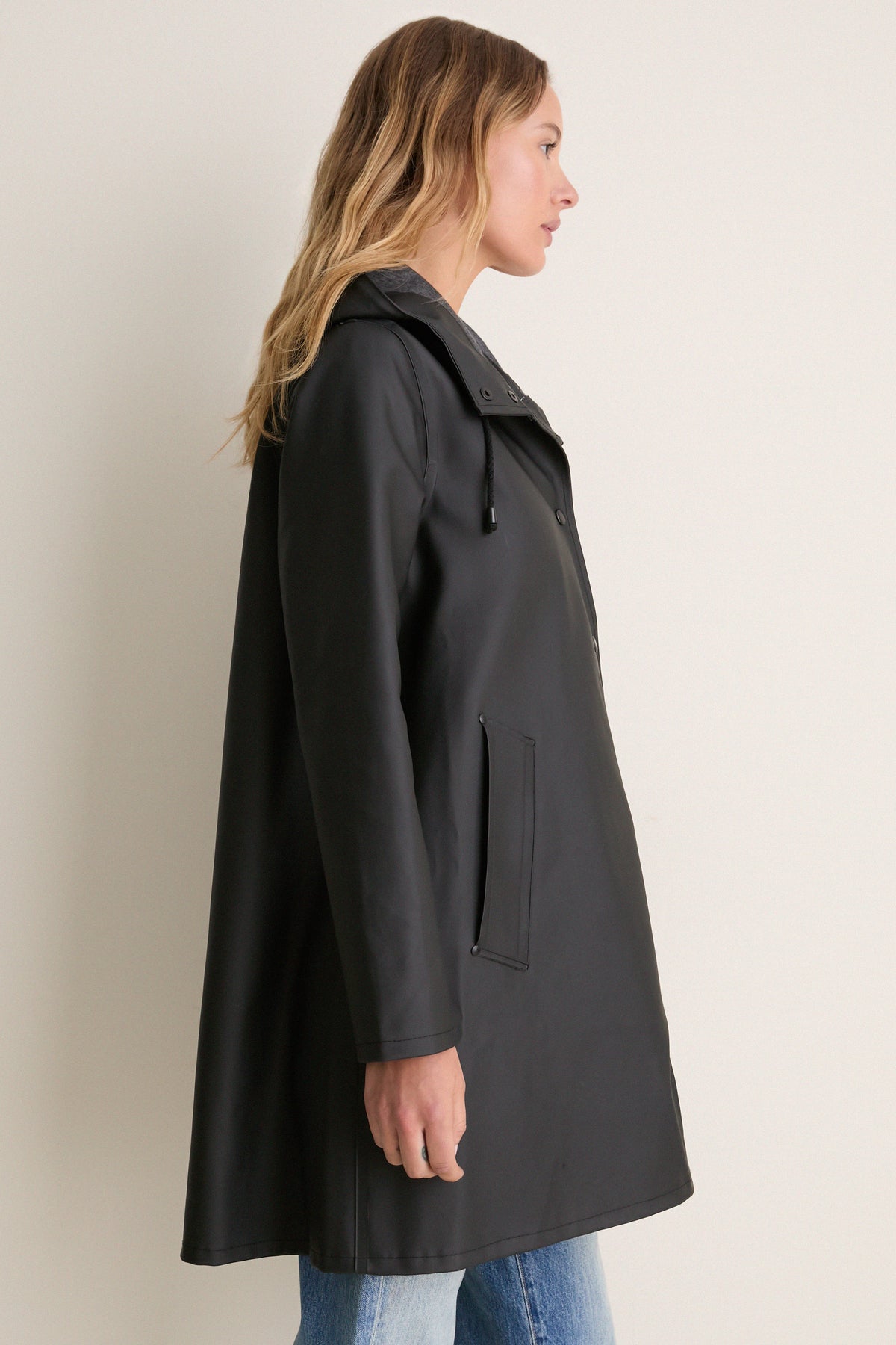Black Mosebacke Raincoat