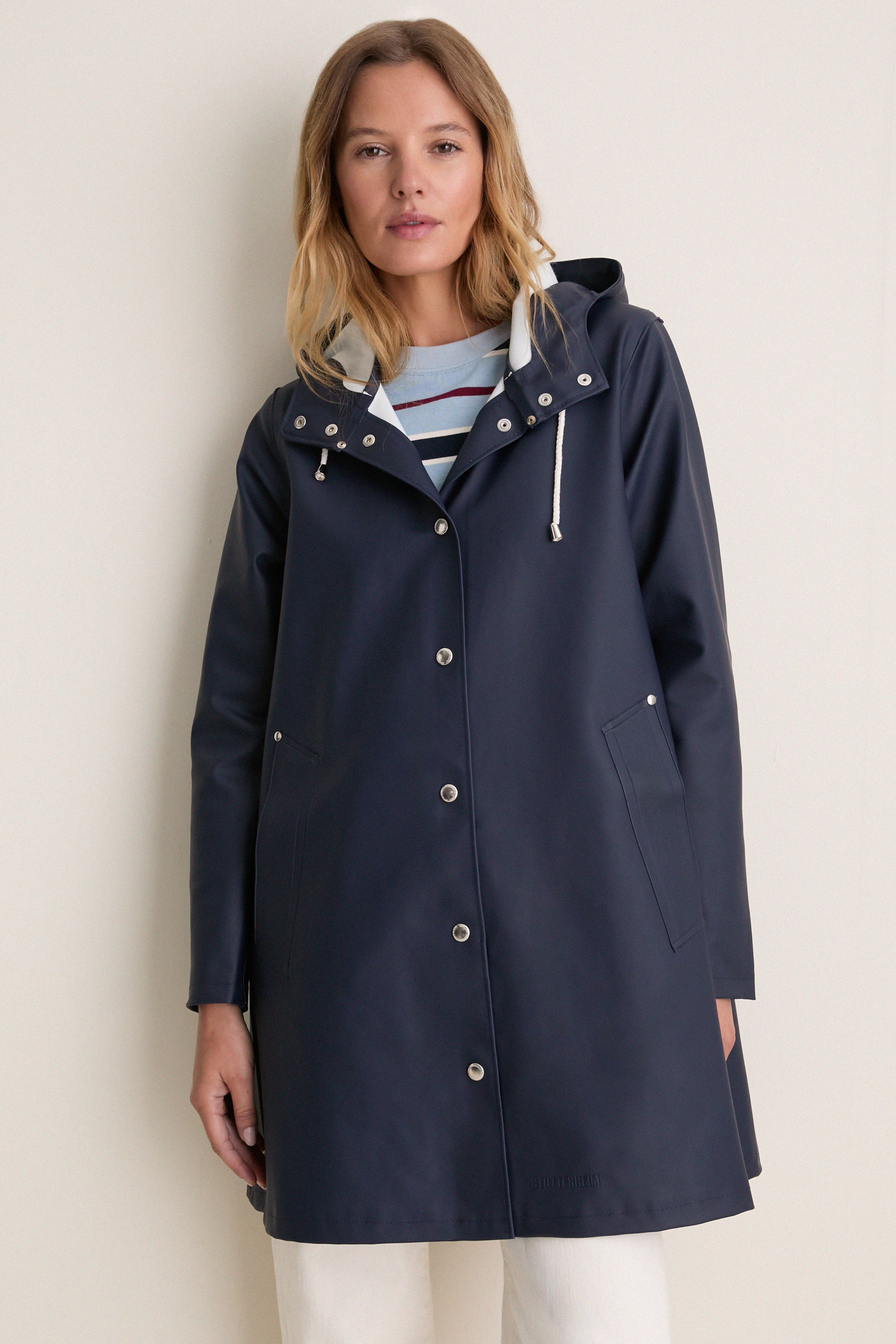 Navy Mosebacke Raincoat | Stutterheim | Tuckernuck