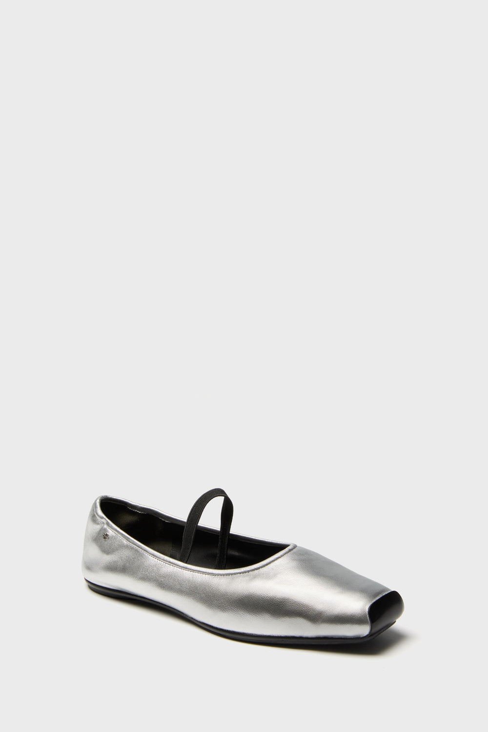 Silver Runway Ballet