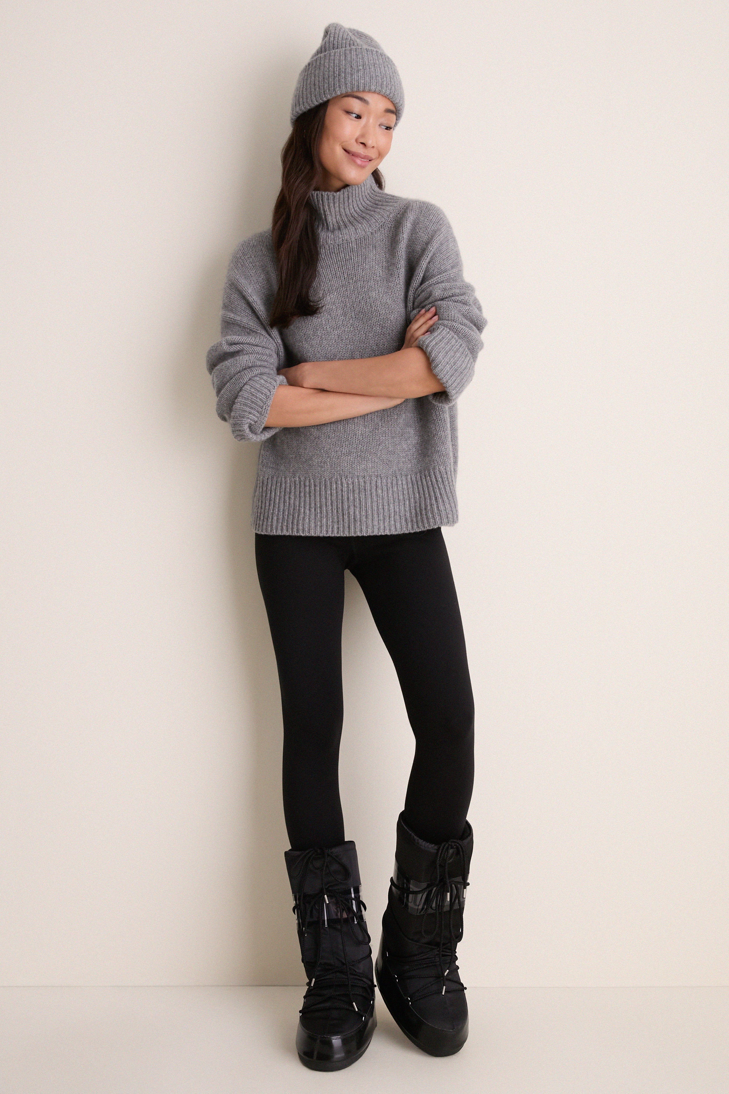 Black Icon Glance Boots | Moon Boot | Tuckernuck
