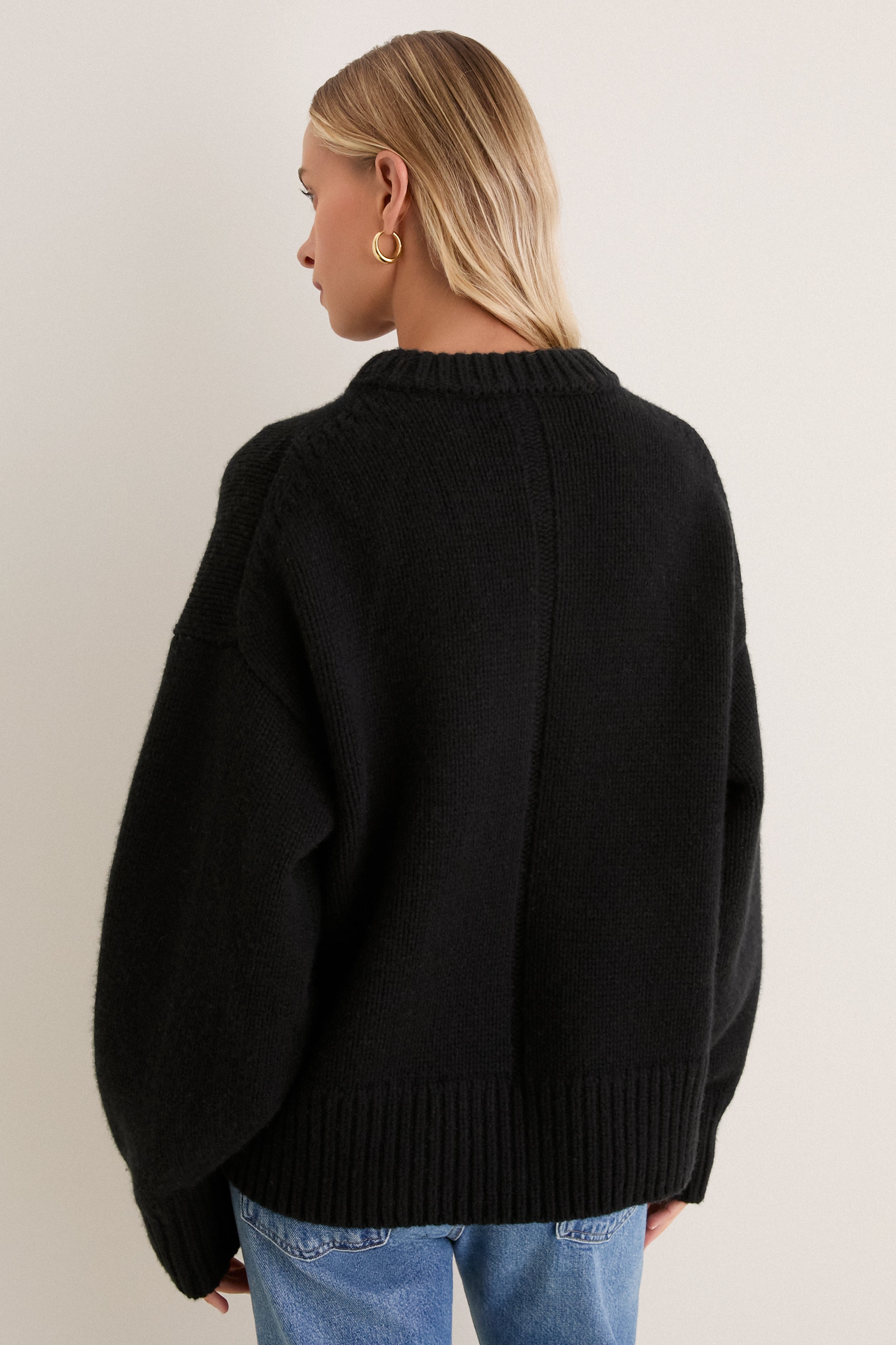 Black Genevieve Cashmere Wool Blend Crewneck Sweater | Tuckernuck