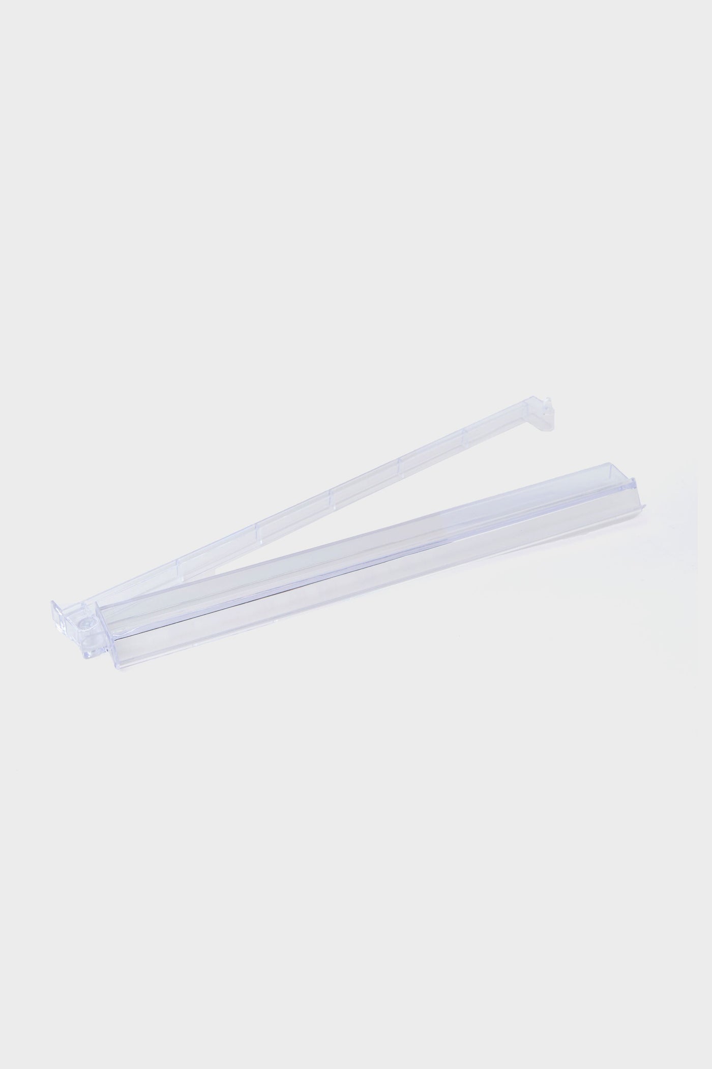 Clear Acrylic Rack and Pusher Set: Classic, high-end Mahjong accessories for effortless, fun gameplay. Perfect for elevating your Mahjong experience with style and ease.