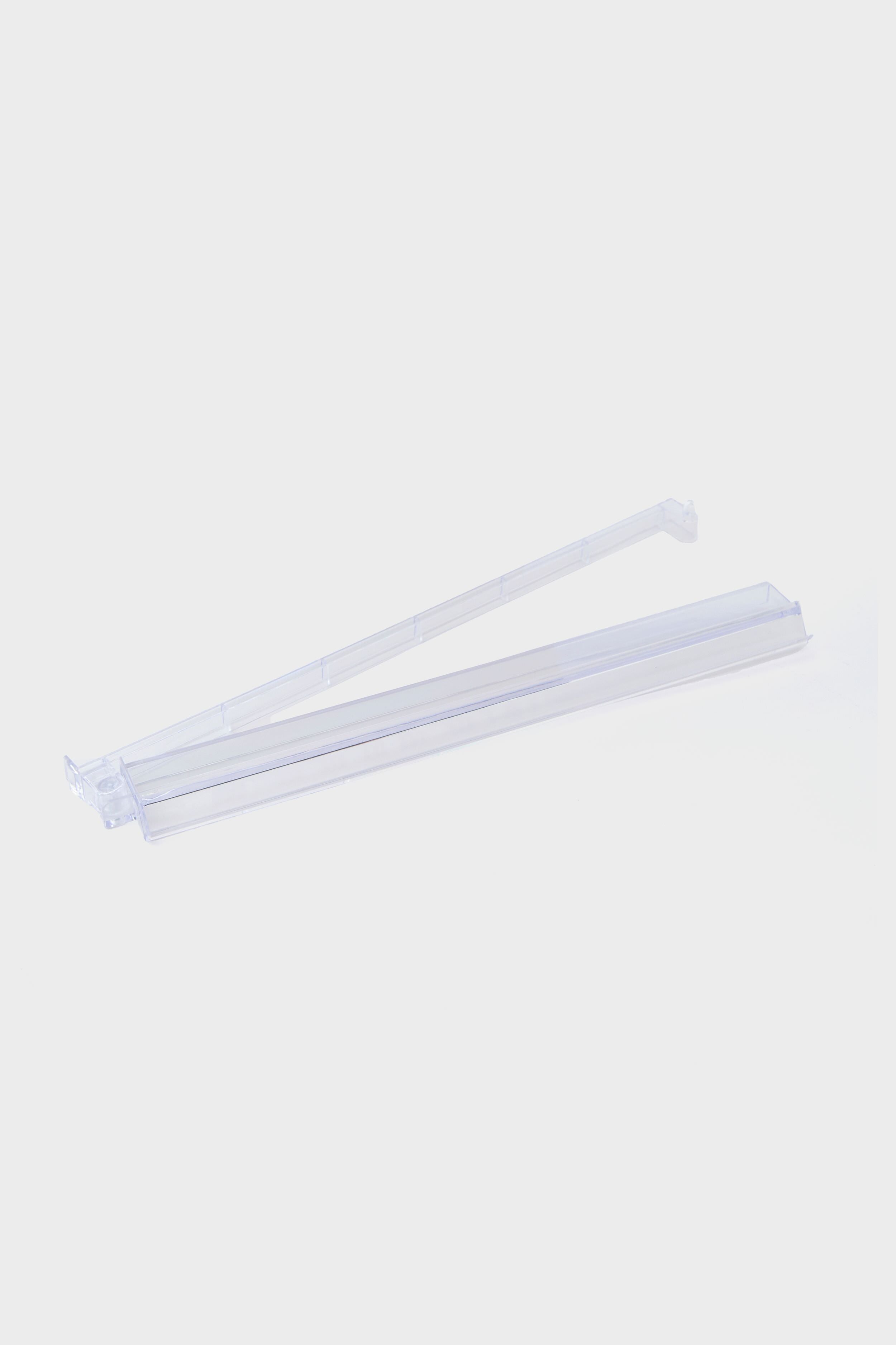 Clear Acrylic Rack and Pusher Set: Classic, high-end Mahjong accessories for effortless, fun gameplay. Perfect for elevating your Mahjong experience with style and ease.