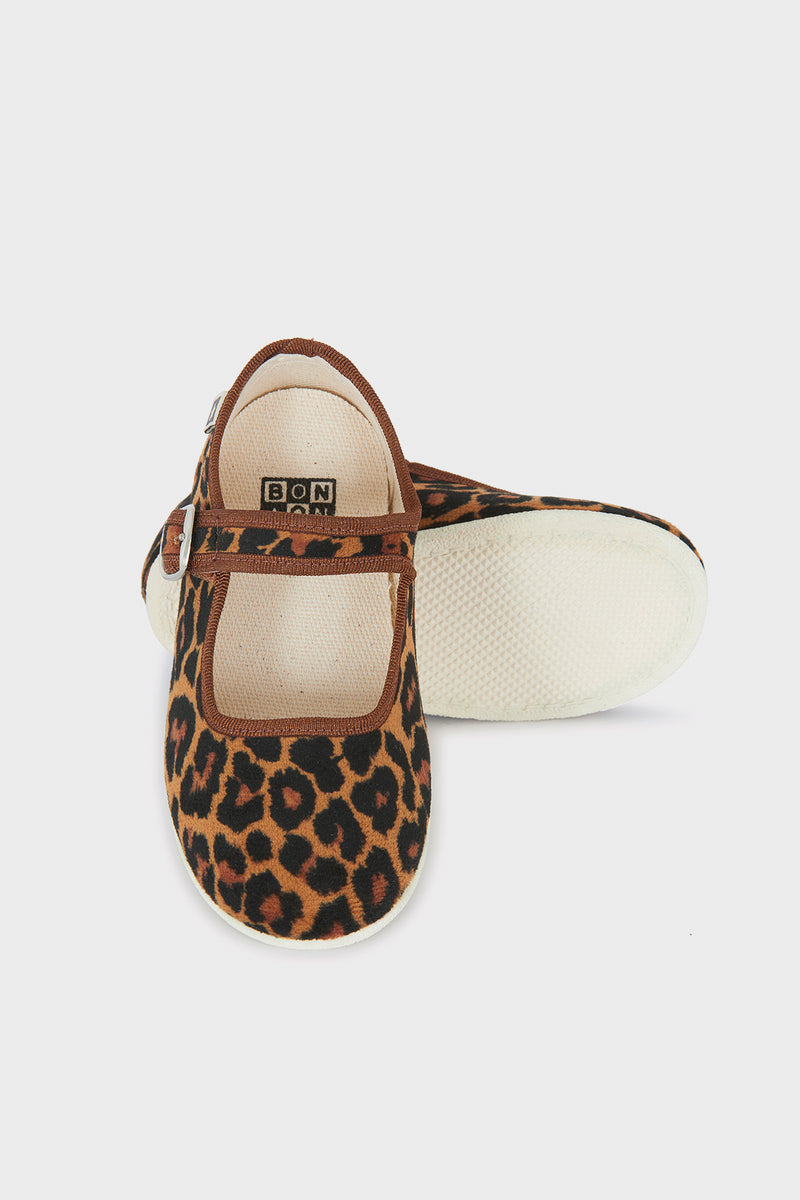 Leopard Mary Jane Flats: Classic children's shoes with a fun leopard print, featuring effortless velcro straps and high-end rubber soles for adventurous indoor and outdoor play.