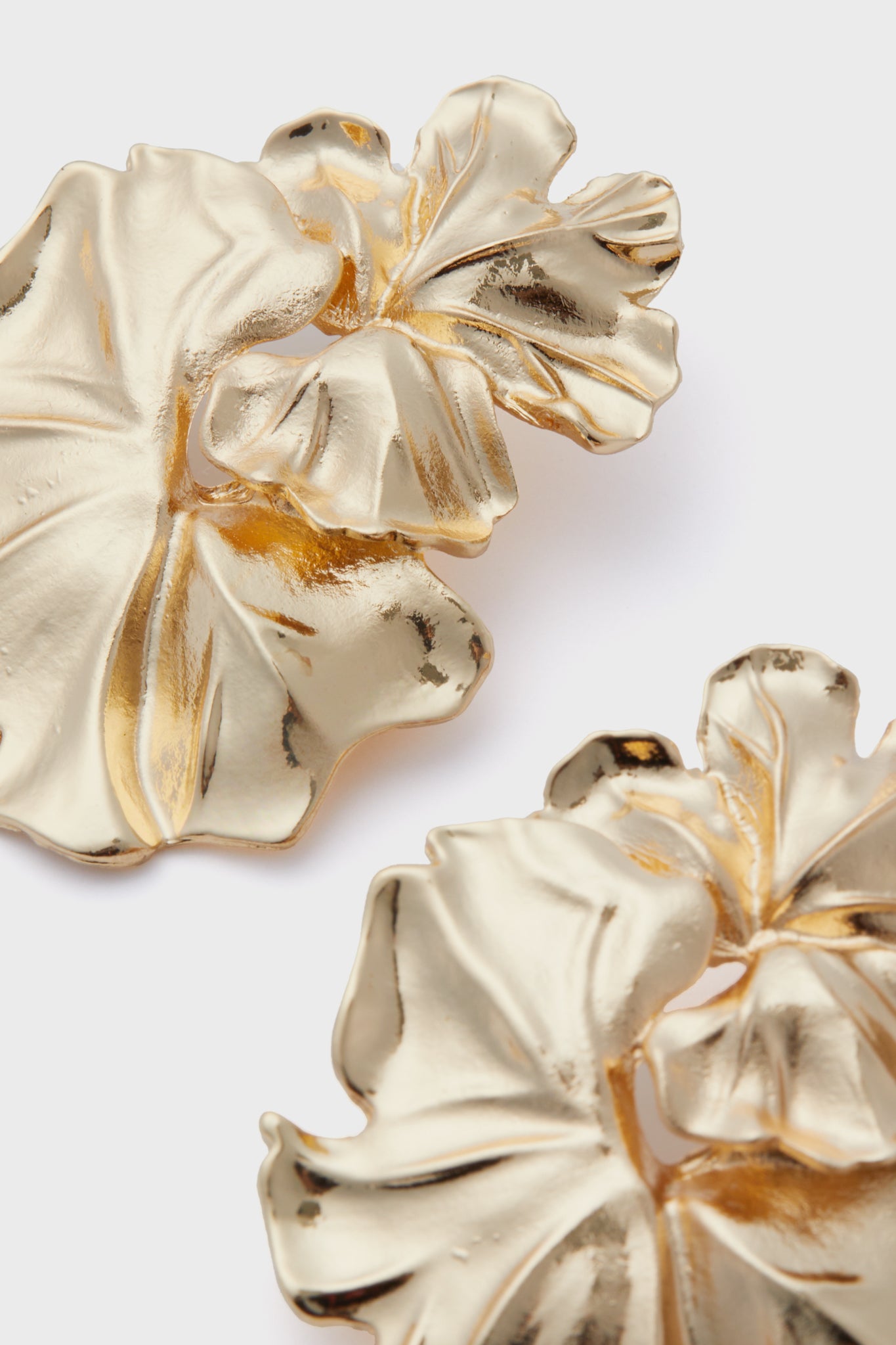 Gold Noveldo Earrings