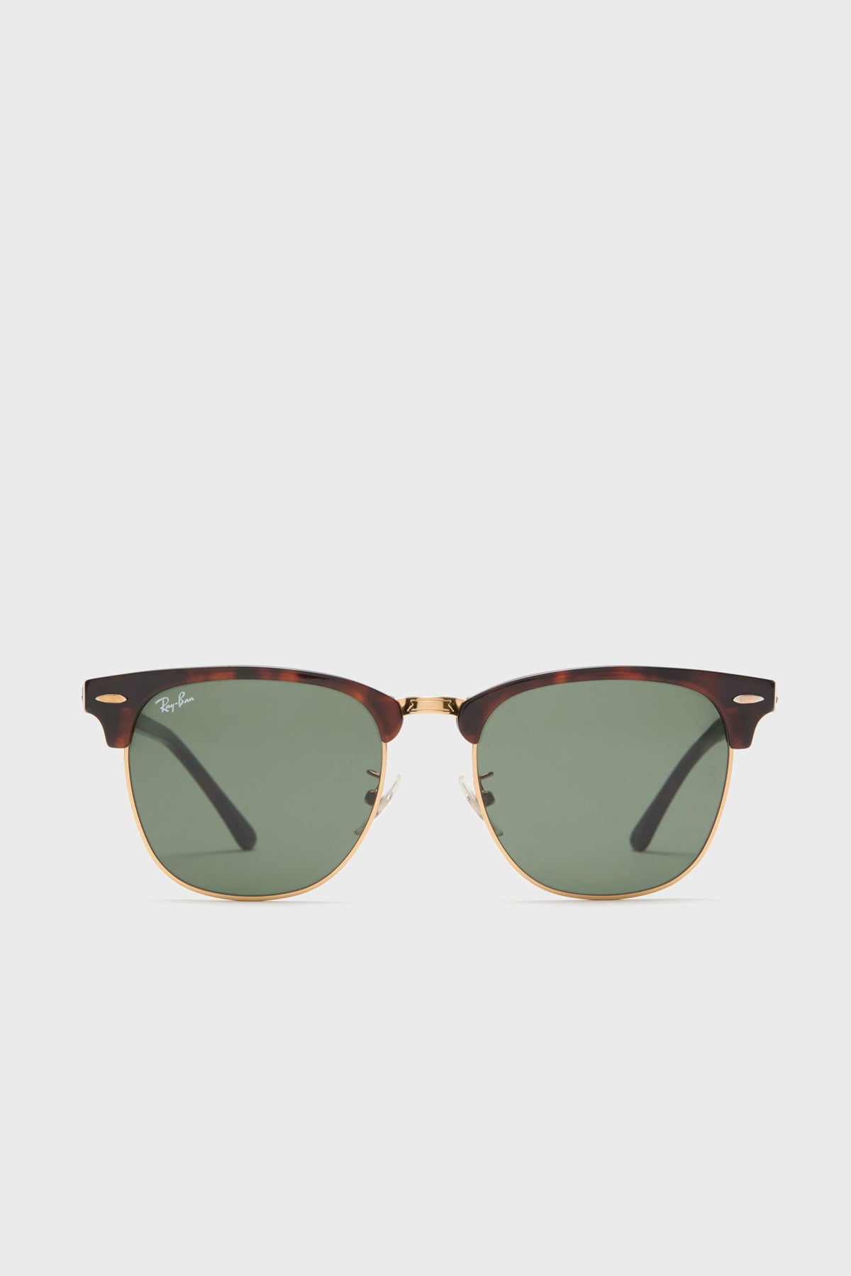 Front view of Ray-Ban Clubmaster tortoiseshell sunglasses with gold accents and green lenses, featuring the Ray-Ban logo on the upper left lens.