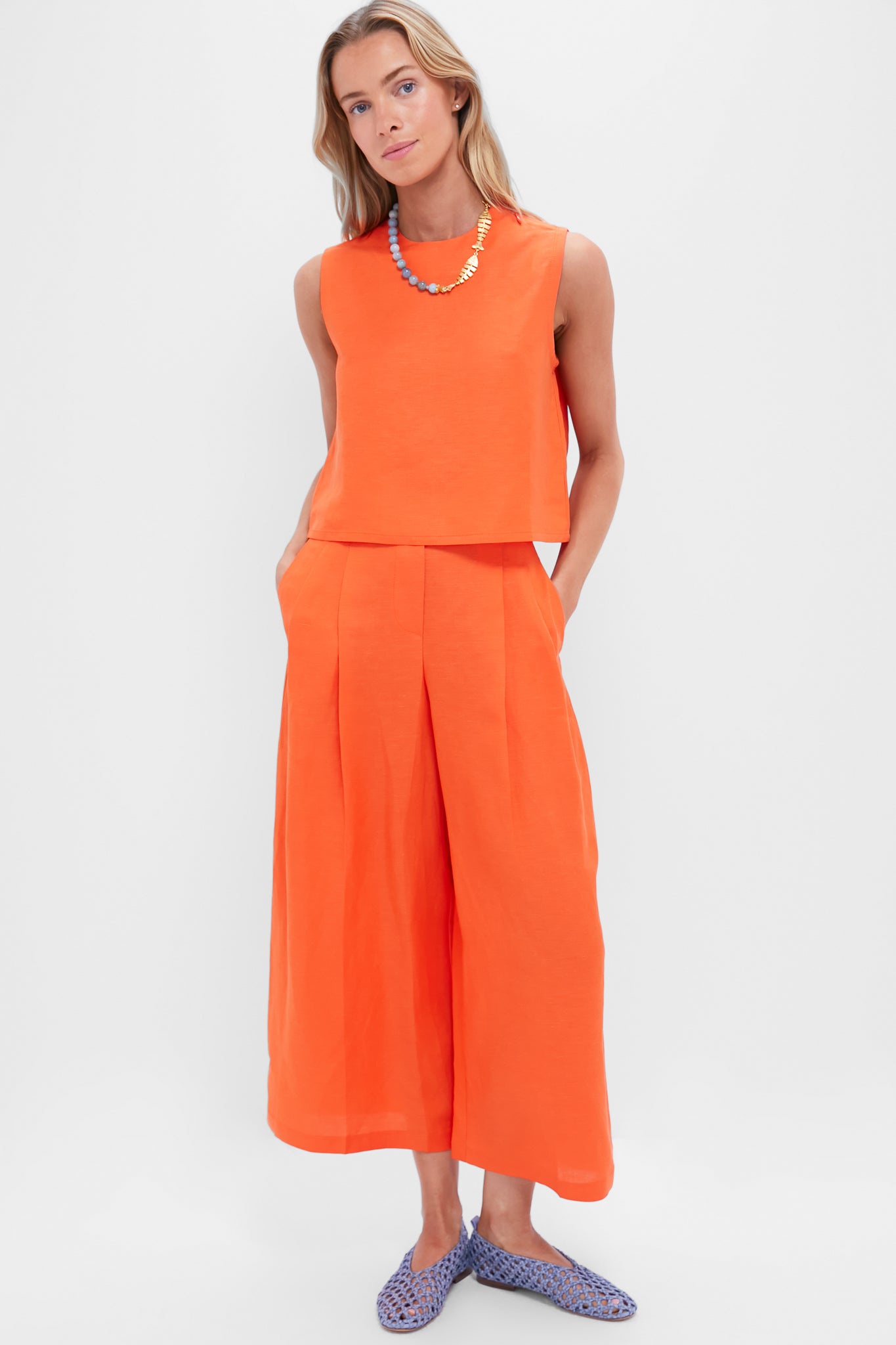 Grenadine Manning Top