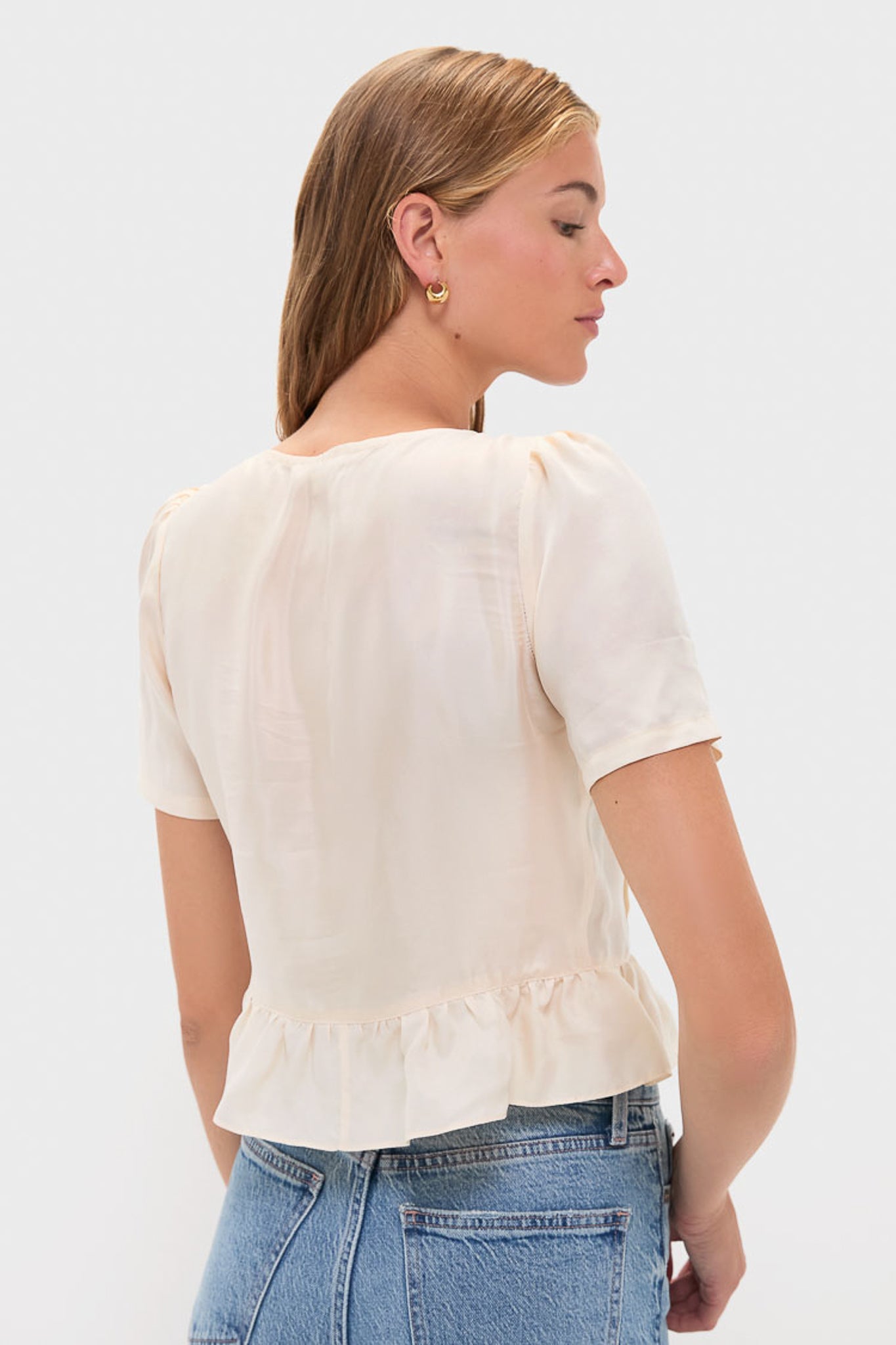 Arctic Wolf Short Sleeve Pintuck Top | Emerson Fry