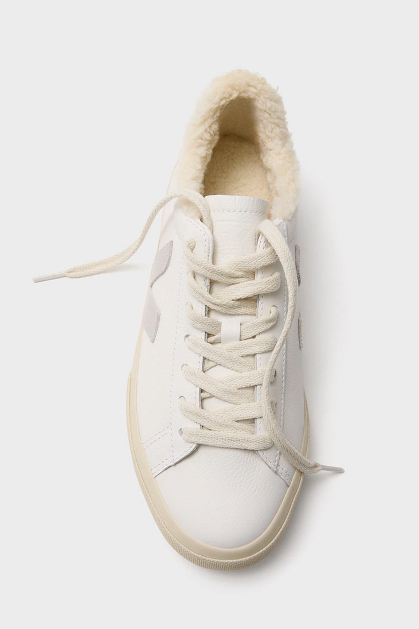 Extra White Light Grey Winter Campo Sneakers with shearling lining and suede logo patch, showcasing classic, effortless style and high-end comfort for everyday, fun wear.