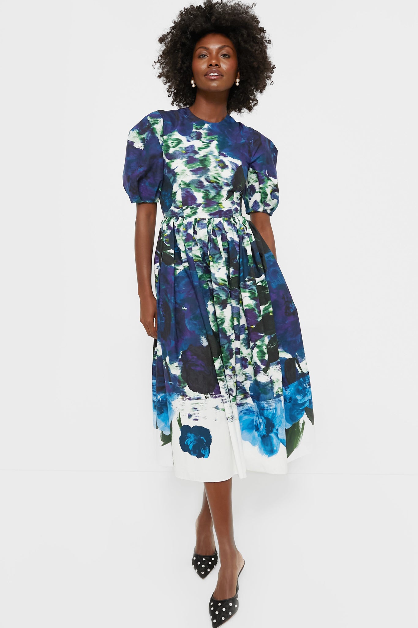 Floral midi dress with short sleeves hotsell