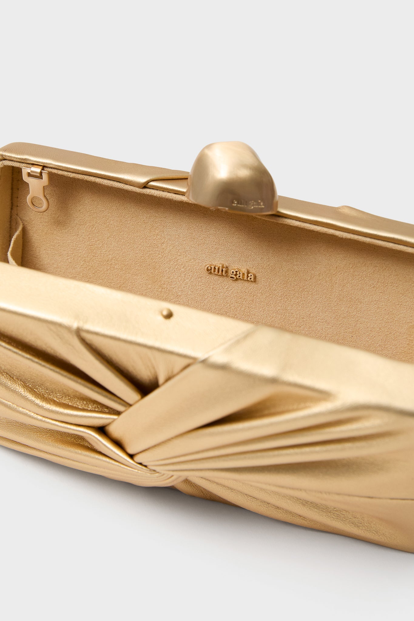 Matte Brass Lisse Clutch | Cult Gaia