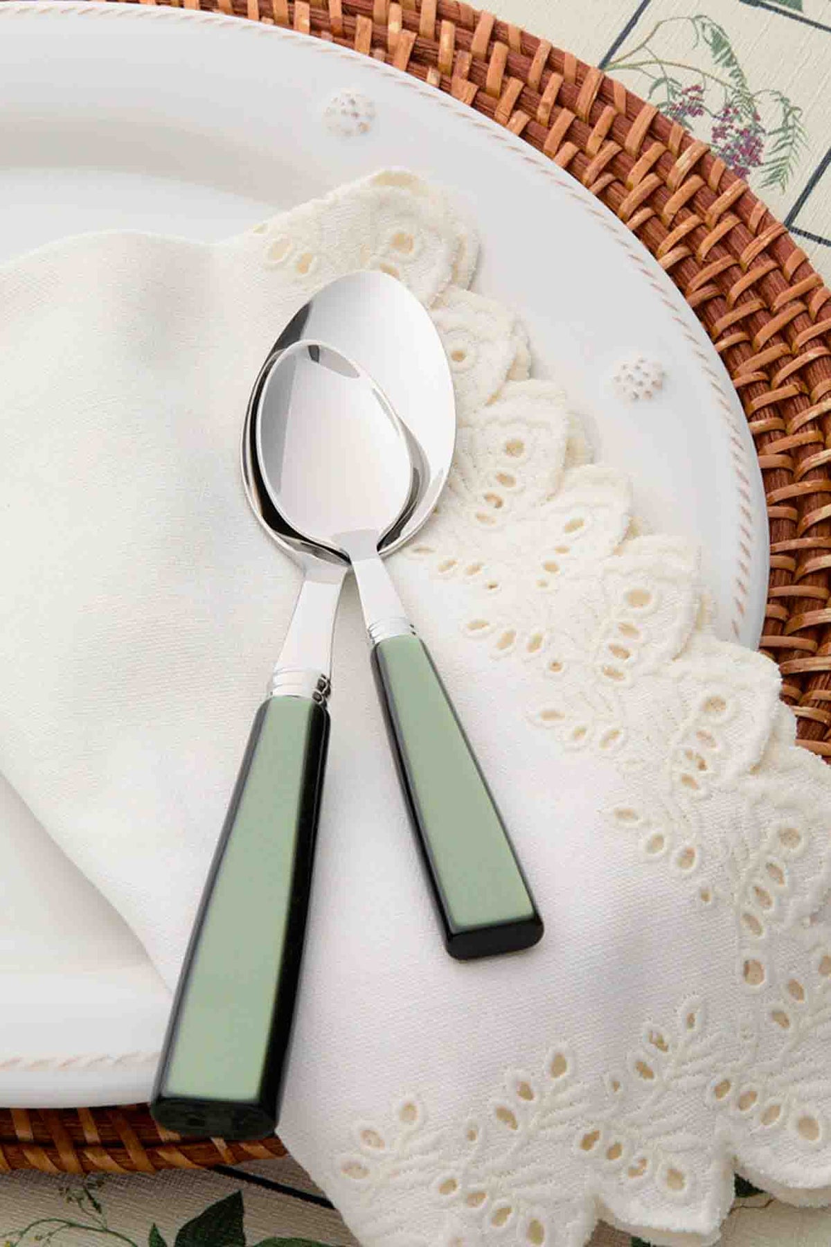 Icon 5 Dark Green Piece Plate Setting