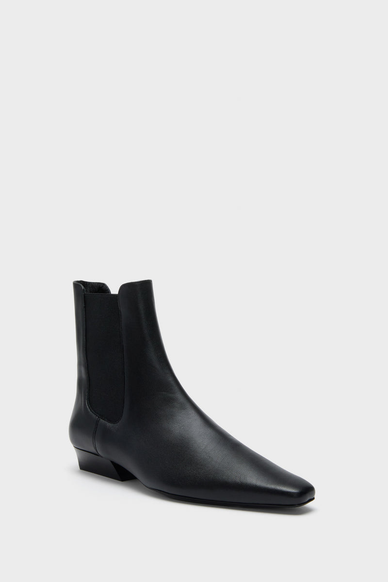 Black Wally Chelsea Boot