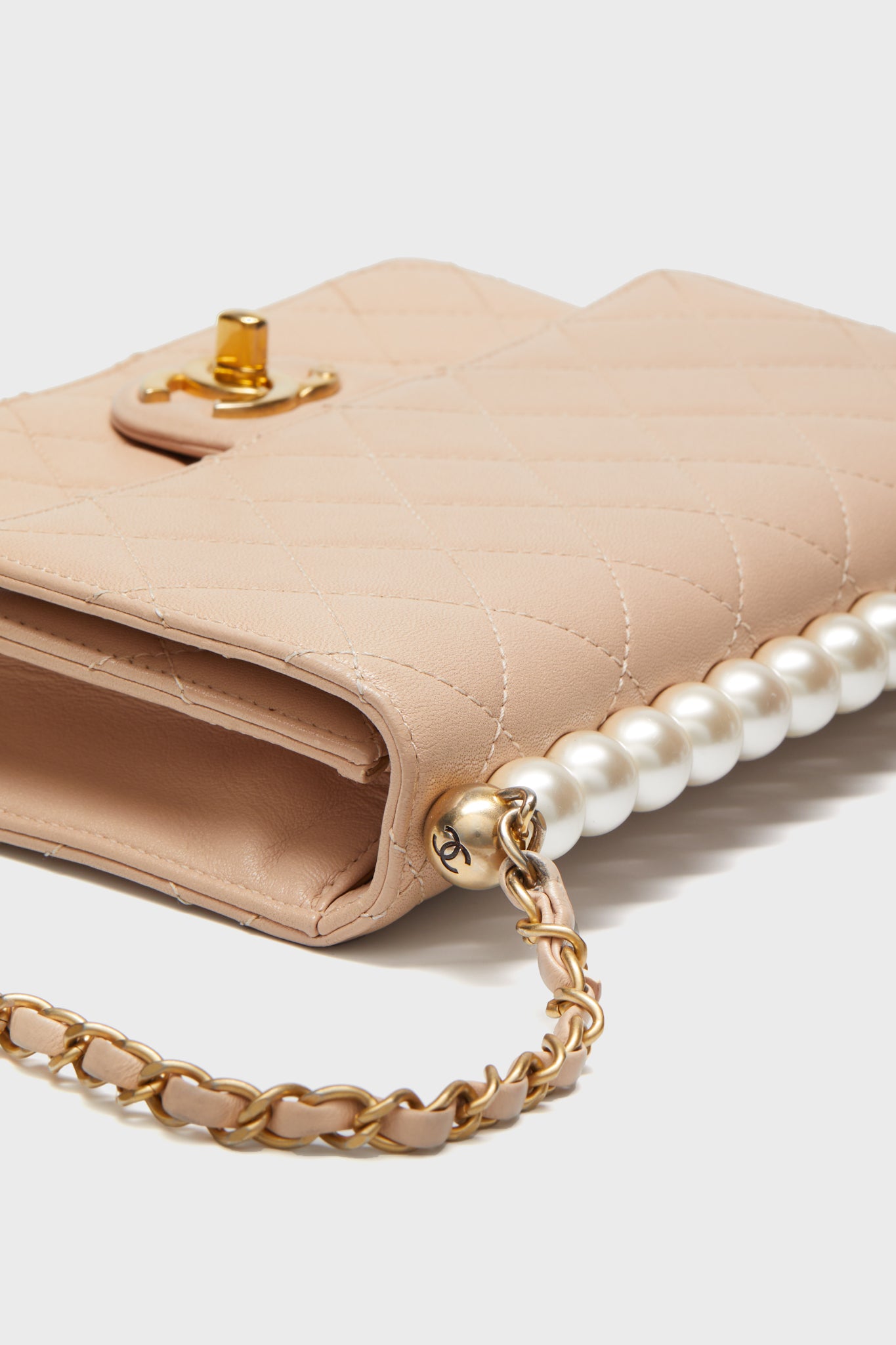 CHANEL Pink Pearl Wallet On Chain
