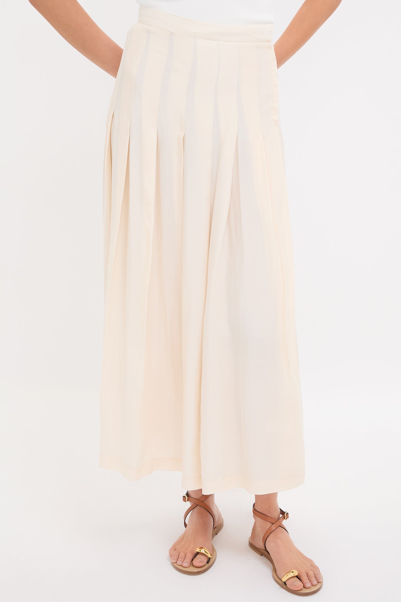 Arctic Wolf Atelier Pleated Maxi Skirt