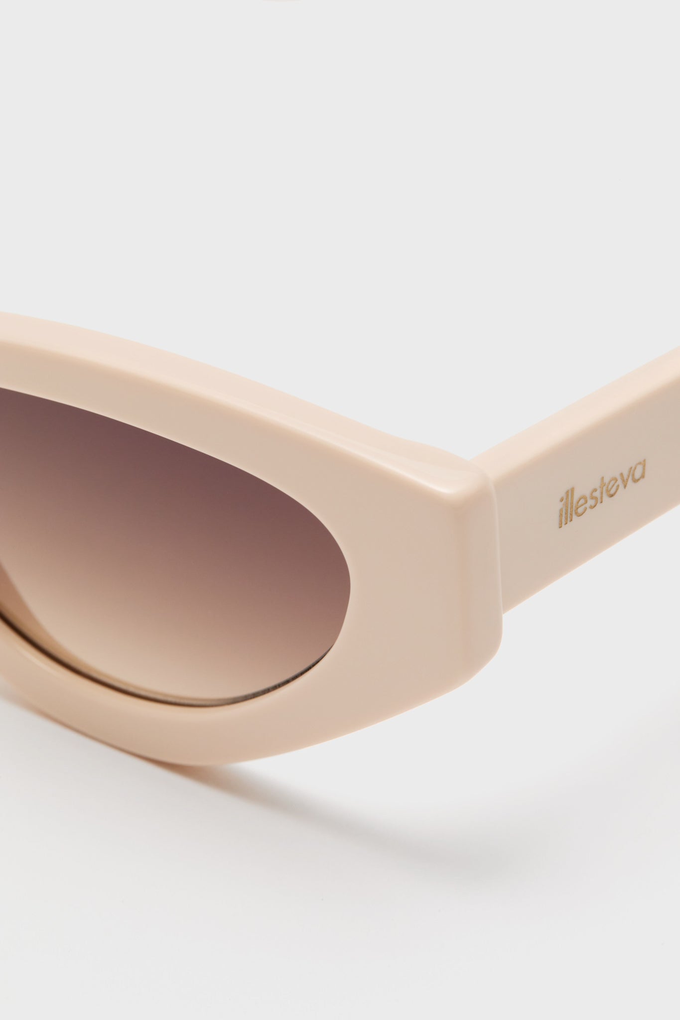 Cream Mary Lou Sunglasses