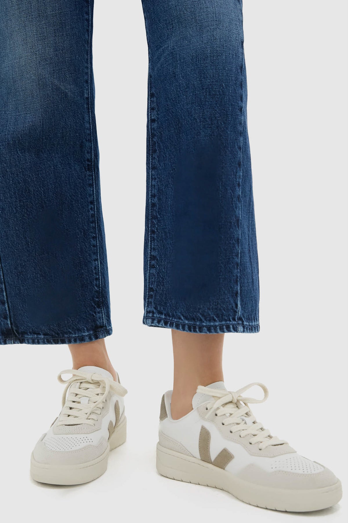 Vejkk White Taupe V-90 Sneakers | VEJA