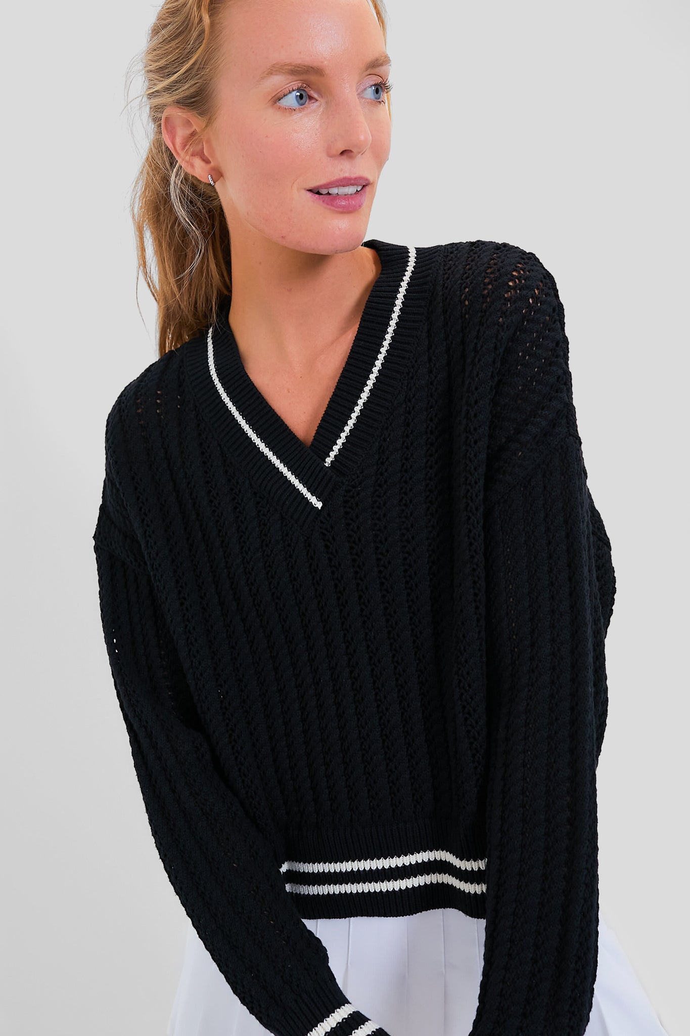 Black Cropped Irene Sweater | Tnuck Sport