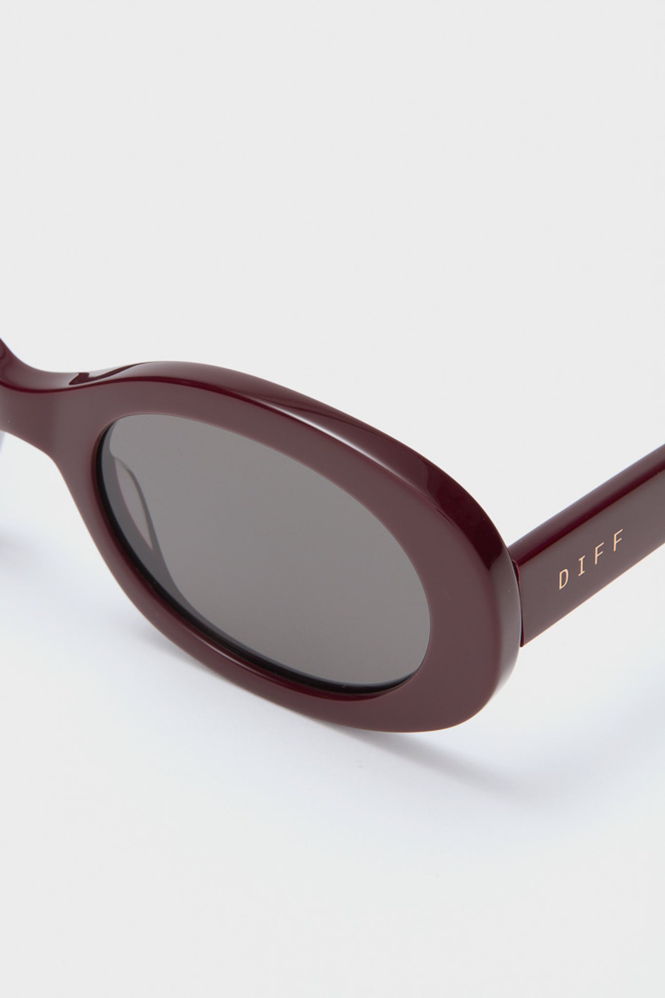 Dark Cherry Lacquer Lainey Sunglasses | DIFF Eyewear