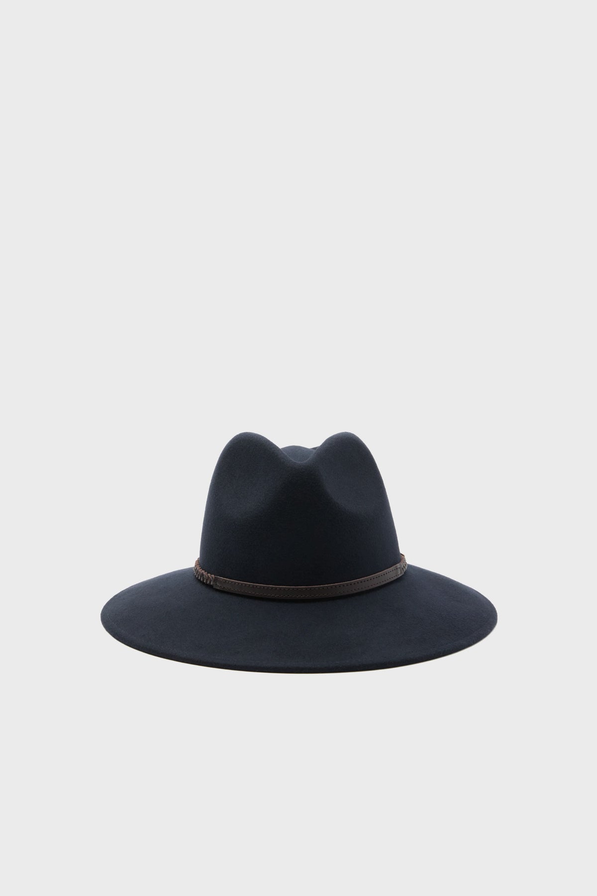 The Barbour women's hat is a wide-brimmed black felted wool fedora with a brown cord band, featuring an equestrian-inspired design.