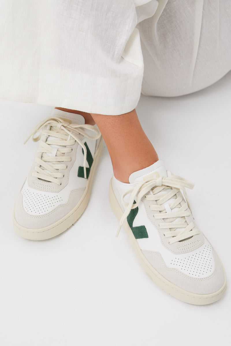 Extra White Cyprus V-90 Sneakers