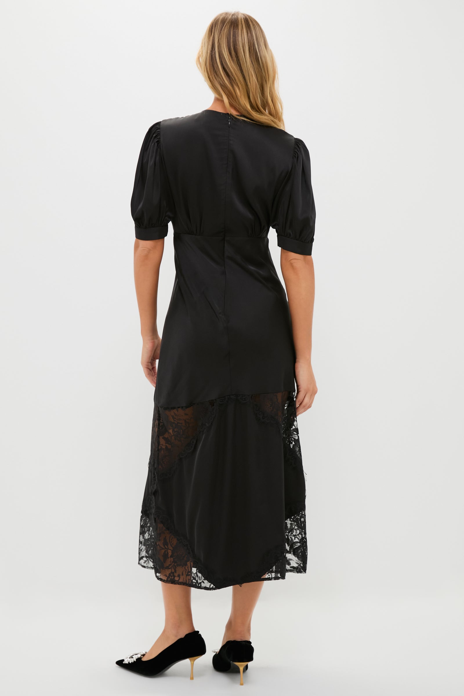 black lace wrap dress Hyacinth House Black Lace Pierpont Midi Dress Black Lace / XXS
