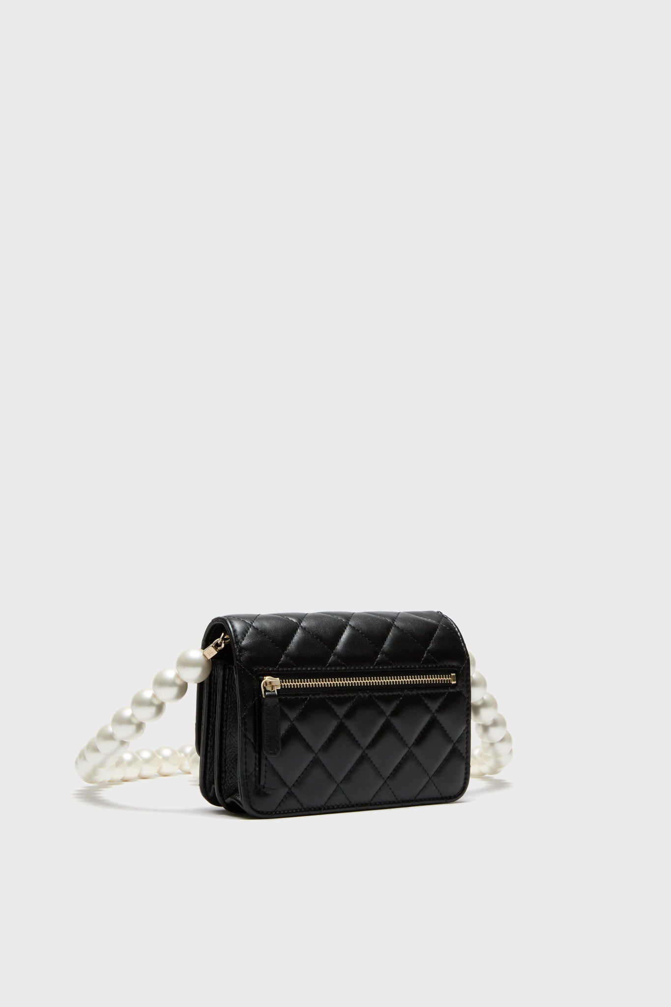 CHANEL Pearl Strap CC Wallet On Chain