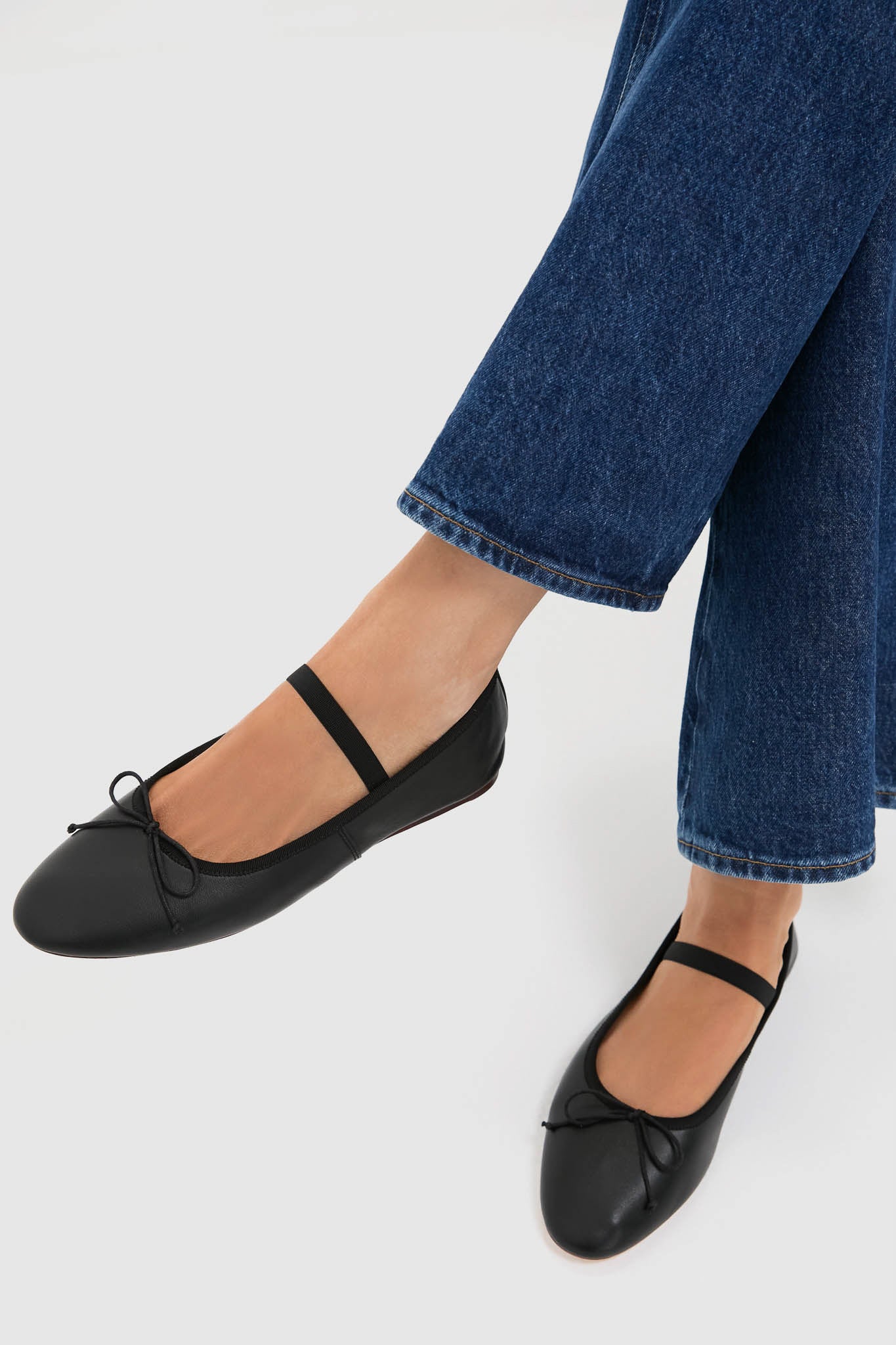 Black Leonie Soft Ballet Flats