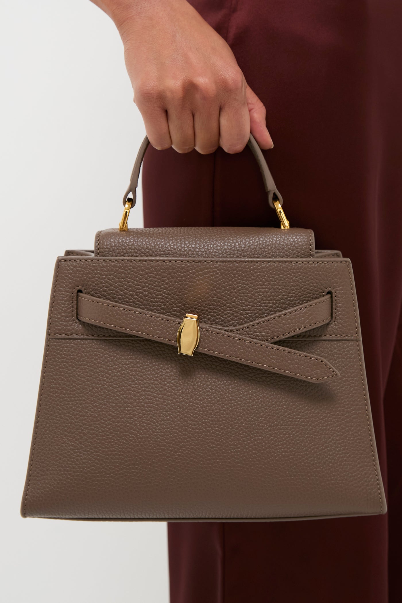 Bark Veronica Beard Dash Top Handle