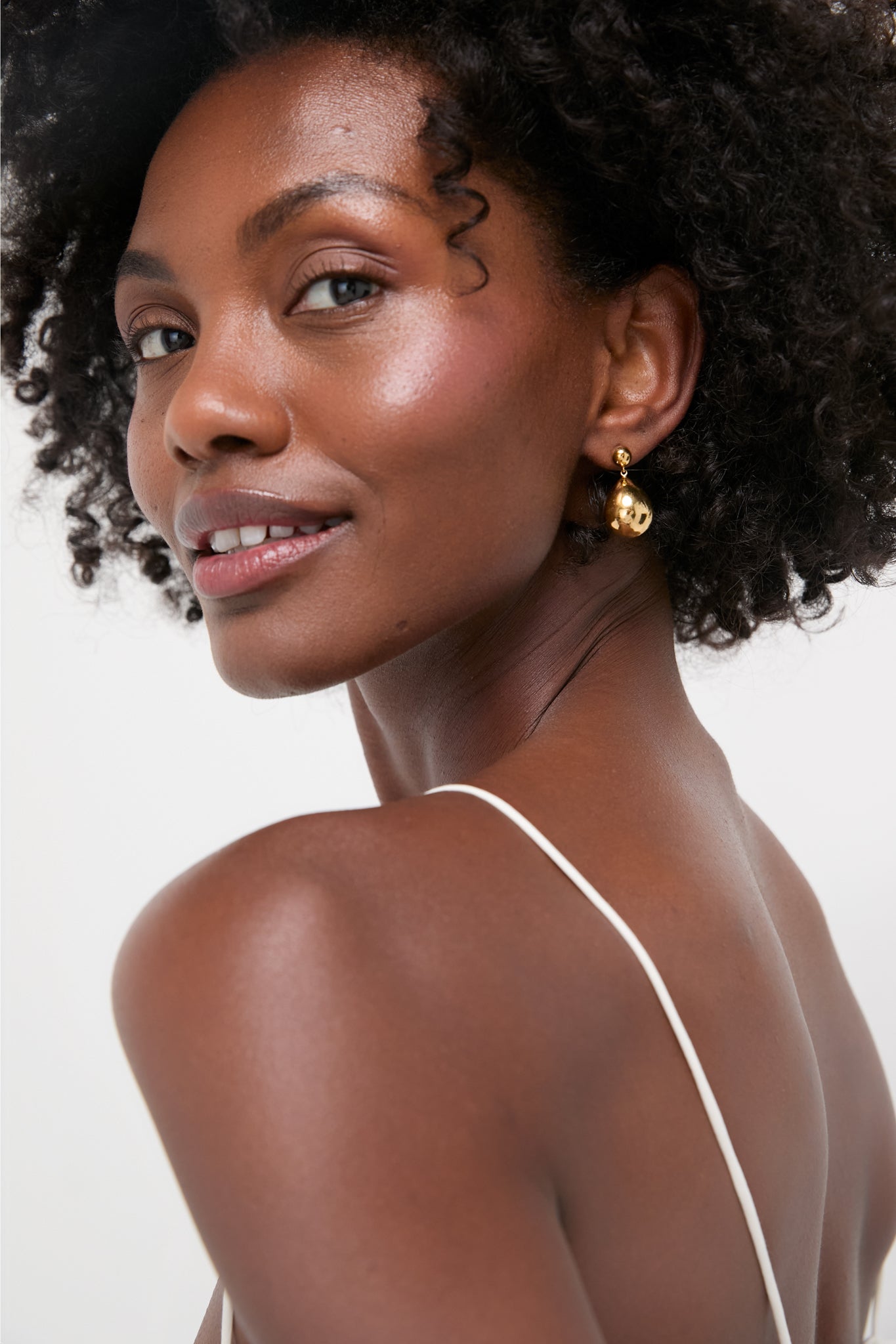 Gold The Julie Earrings | Lie Studio