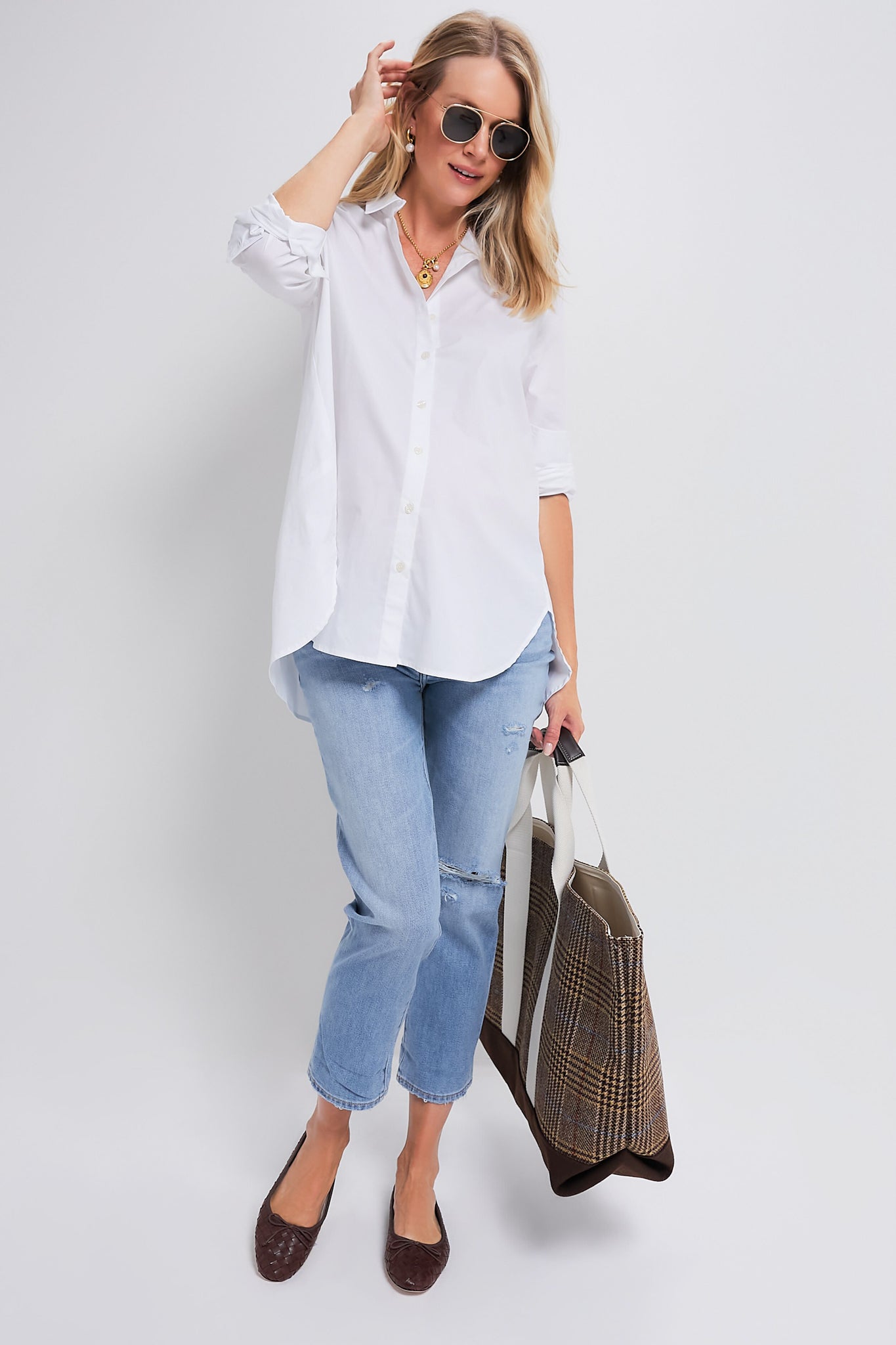 White The Classic Buttondown
