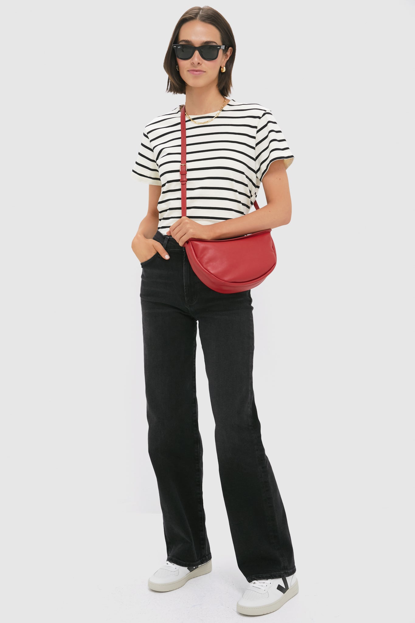 Extra White Black V-10 Sneakers