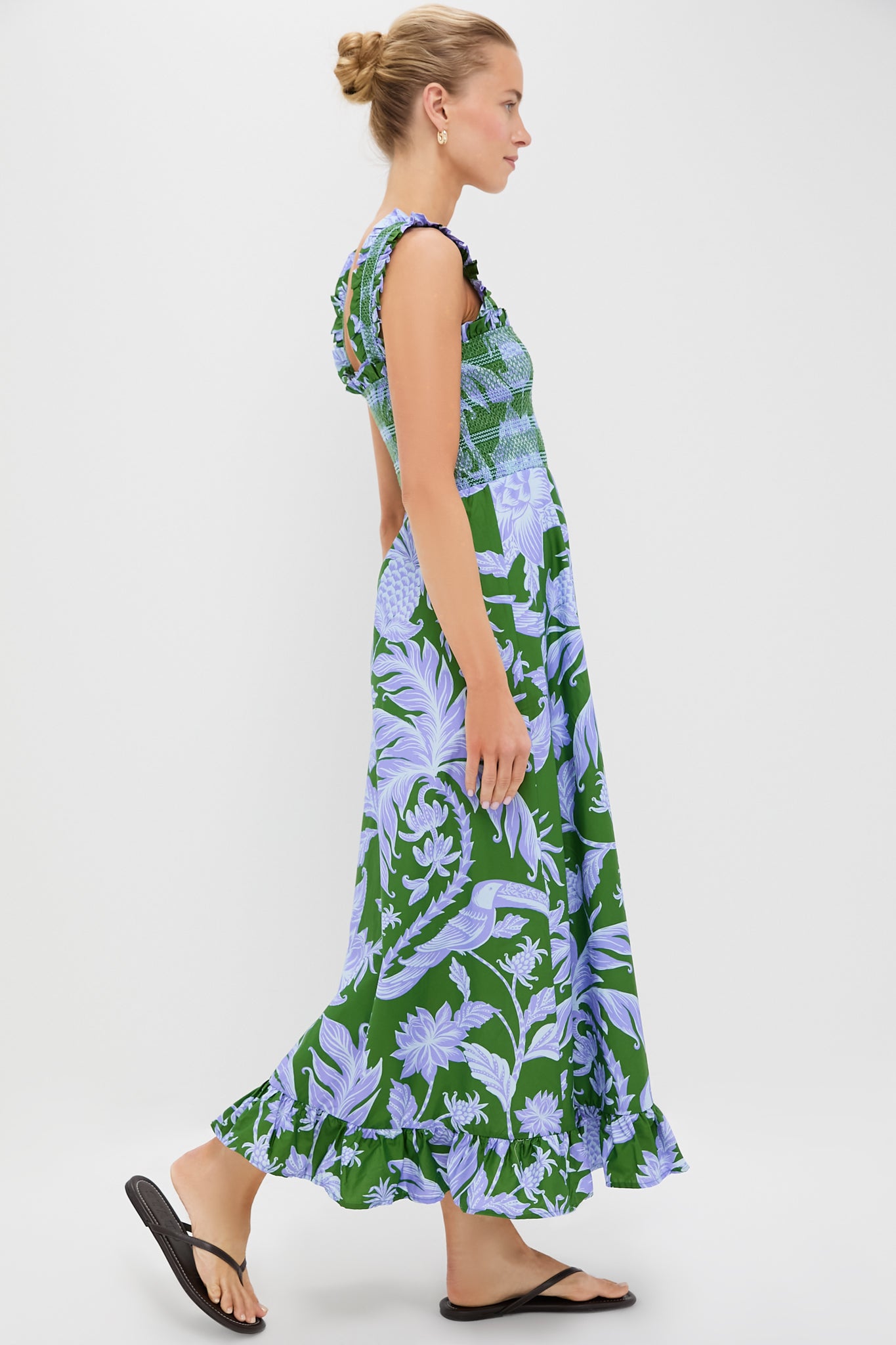 farm rio green tropical swing sleeveless midi dress Tropical Swing Green Sleeveless Midi Dress The RiverLane