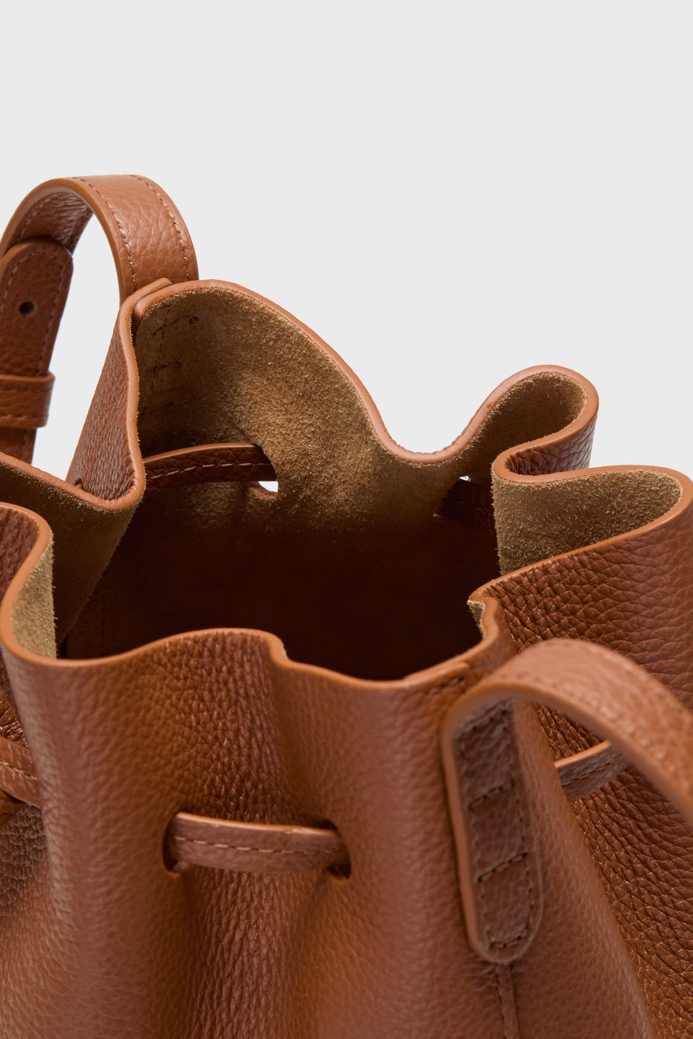 Hazelnut Soft Mini Bucket