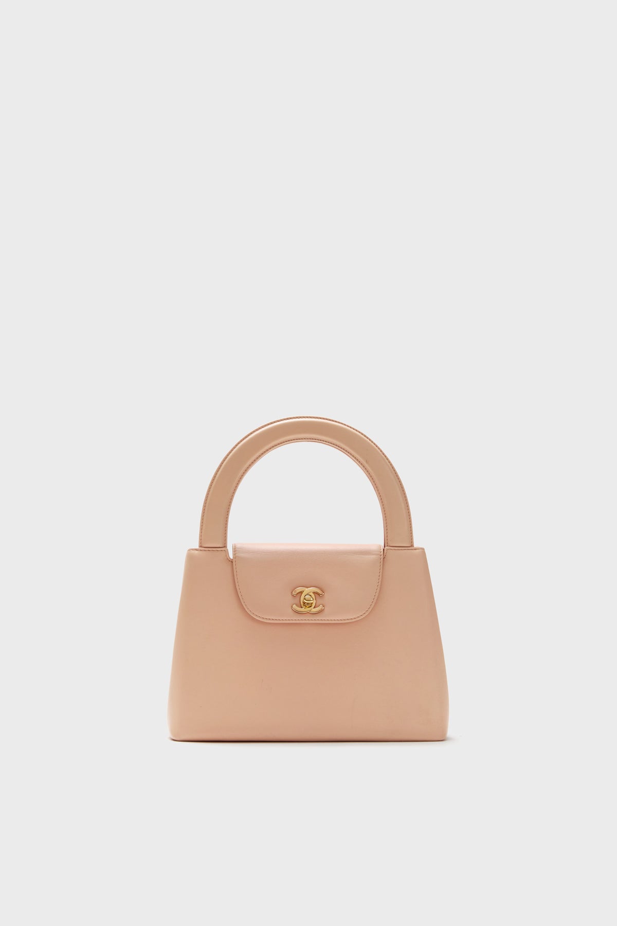 CHANEL Beige Coco Kelly Leather Handbag