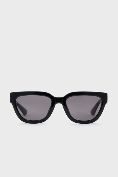 Black Angular Square Sunglasses | Gucci display picture 1