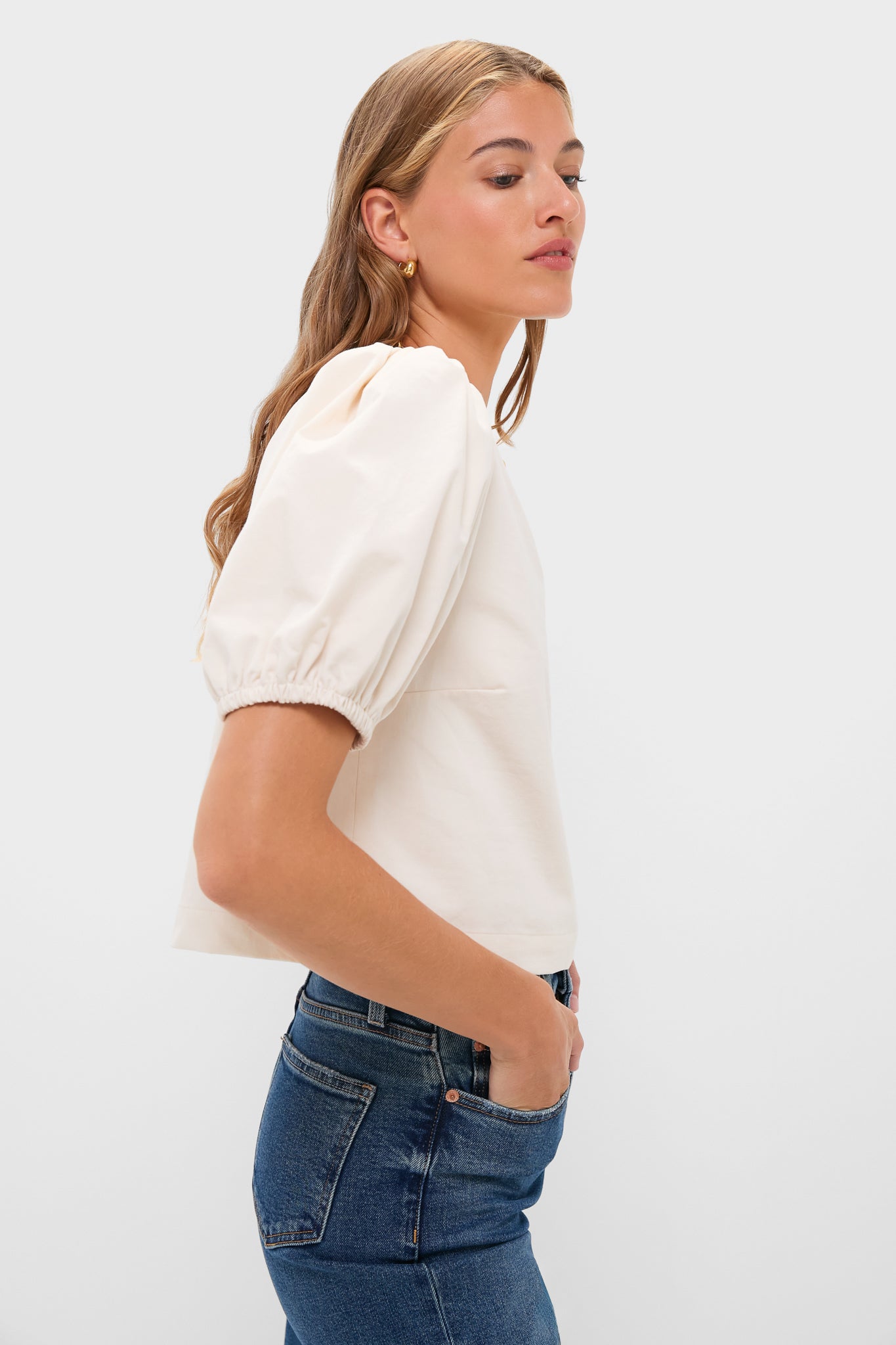 White Swan V Top