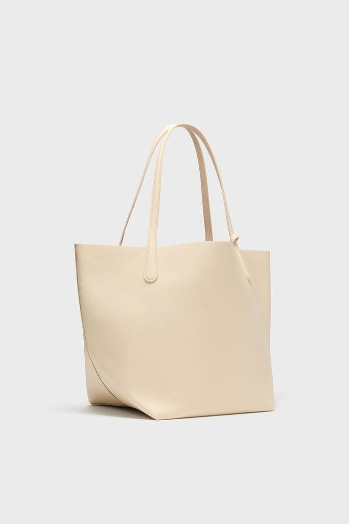 Jasmine and Flamma Everyday Soft Tote