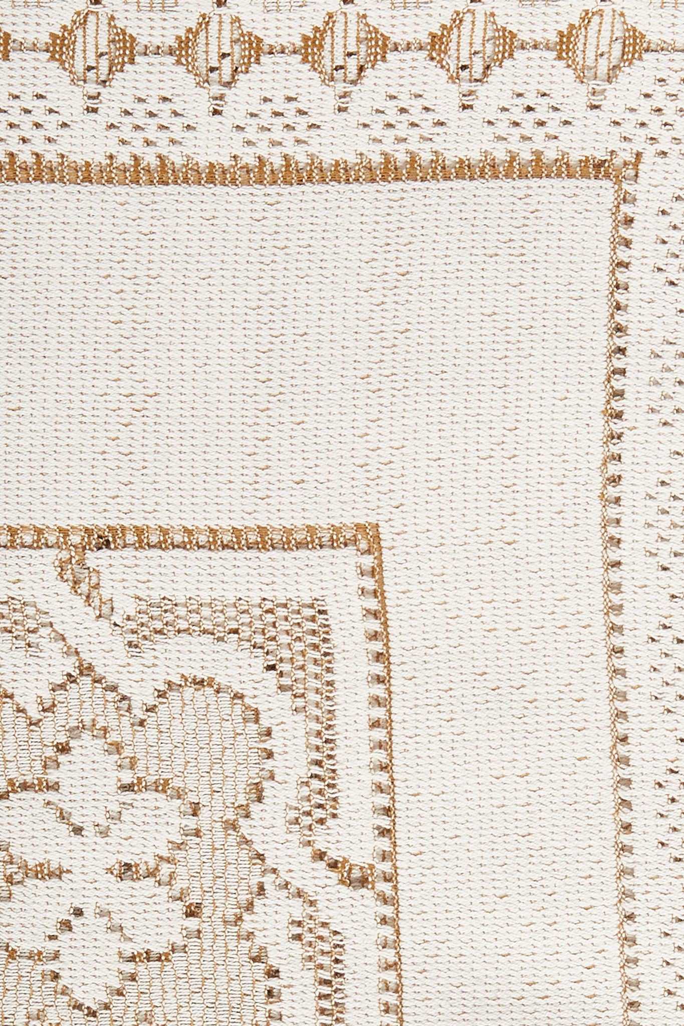 Lacey Medium Tablecloth