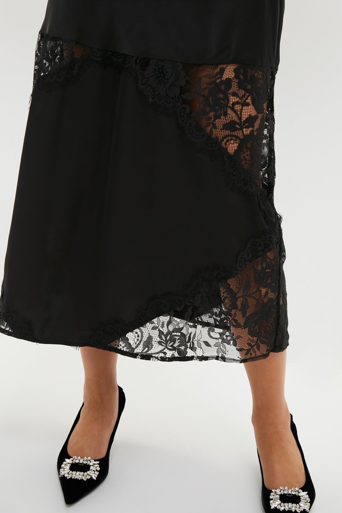 Hyacinth House Black Lace Pierpont Midi Dress Black Lace / XXS Hyacinth House Black Lace Pierpont Midi Dress Black Lace / XXS
