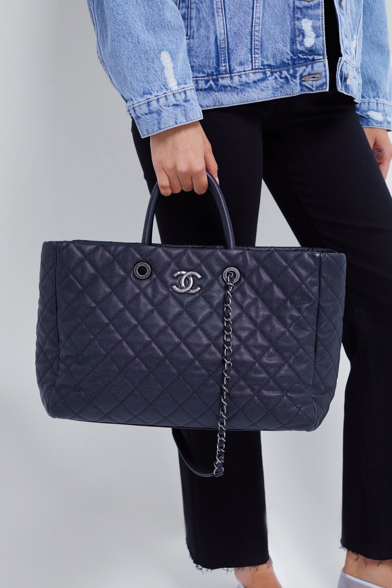 CHANEL Black Caviar Coco Allure Shopping Tote