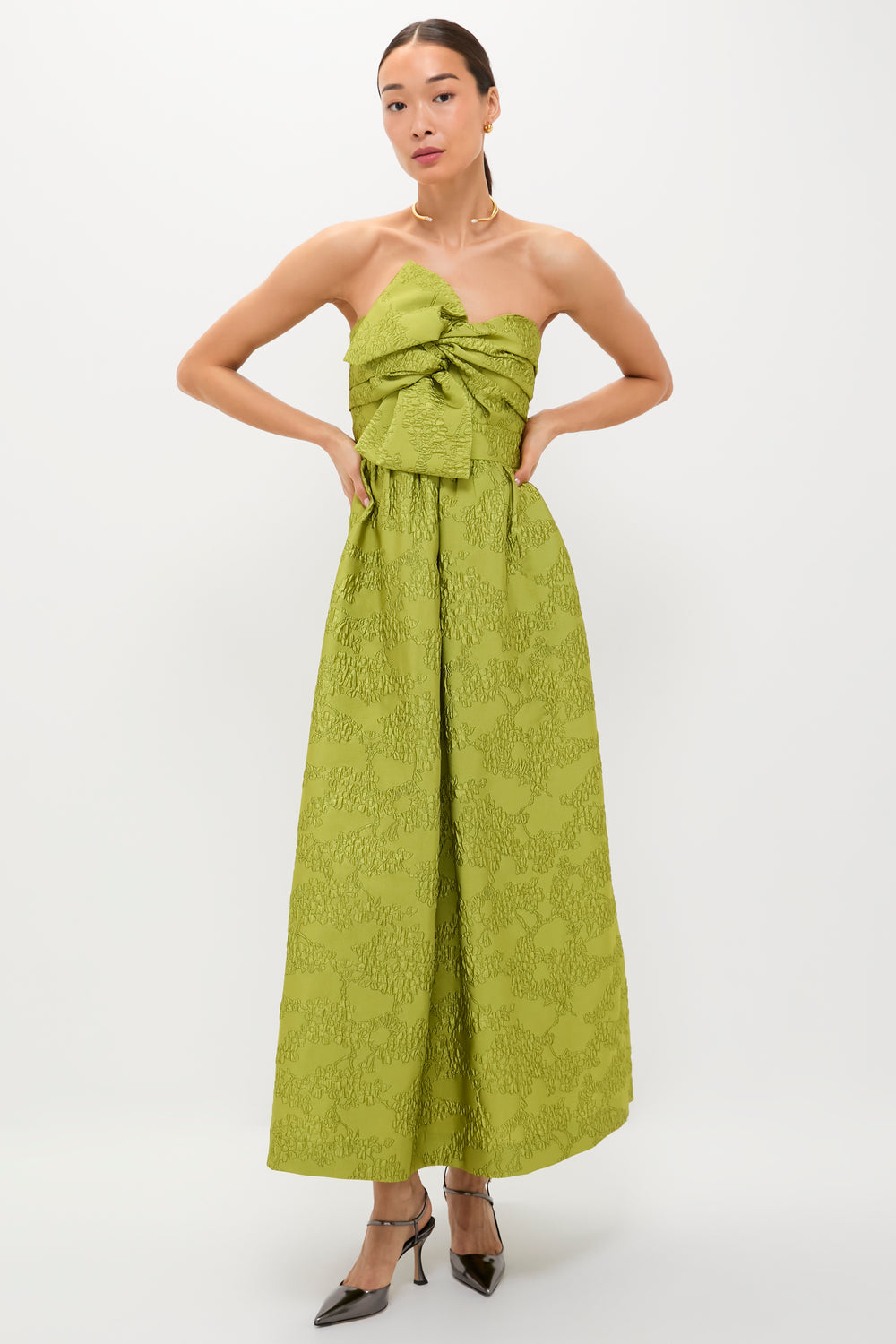 Brocade Metallic Strapless Kathleen Gown | Tuckernuck Brocade Metallic Strapless Kathleen Gown | Tuckernuck