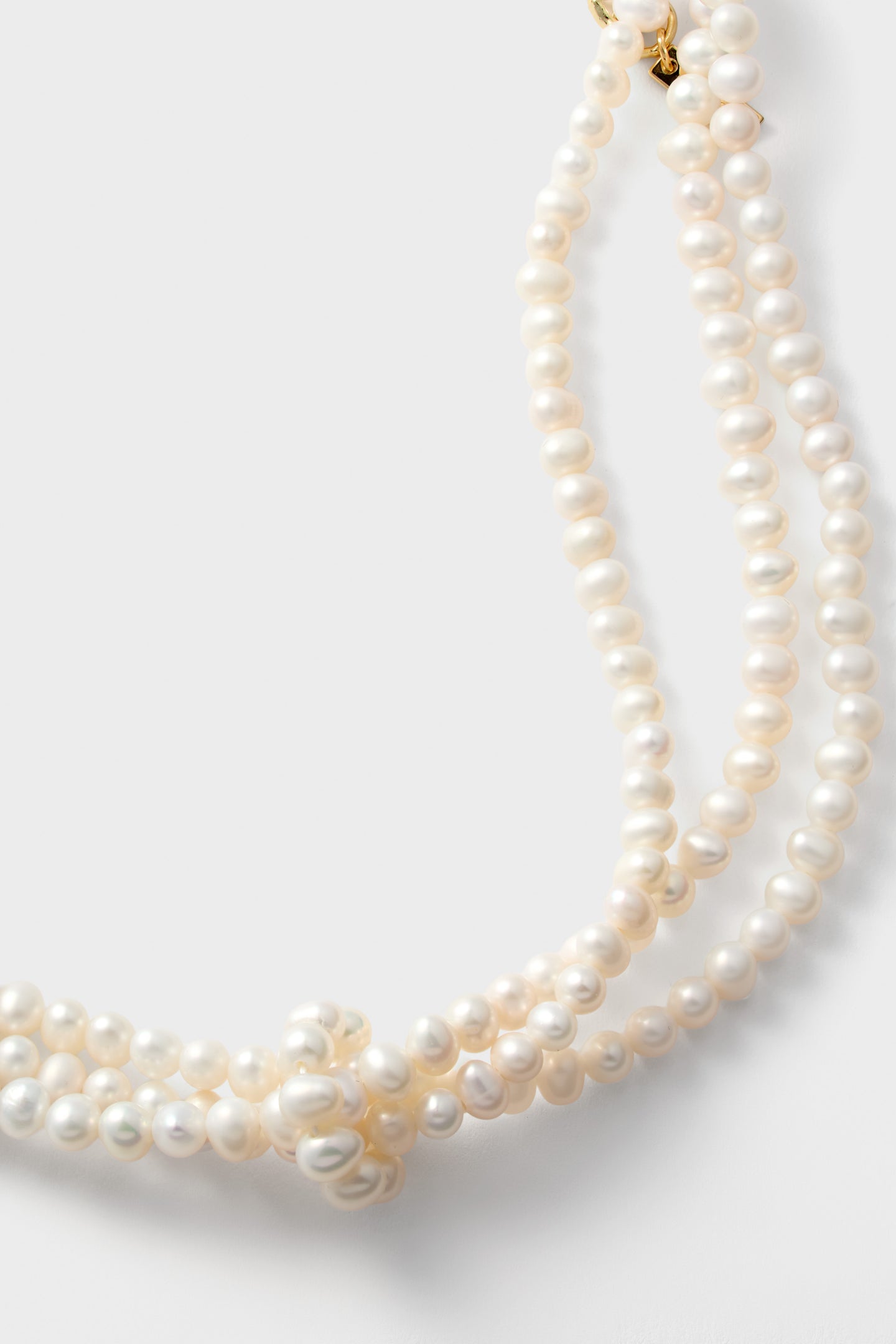 White Freshwater Pearl Dalia Necklace