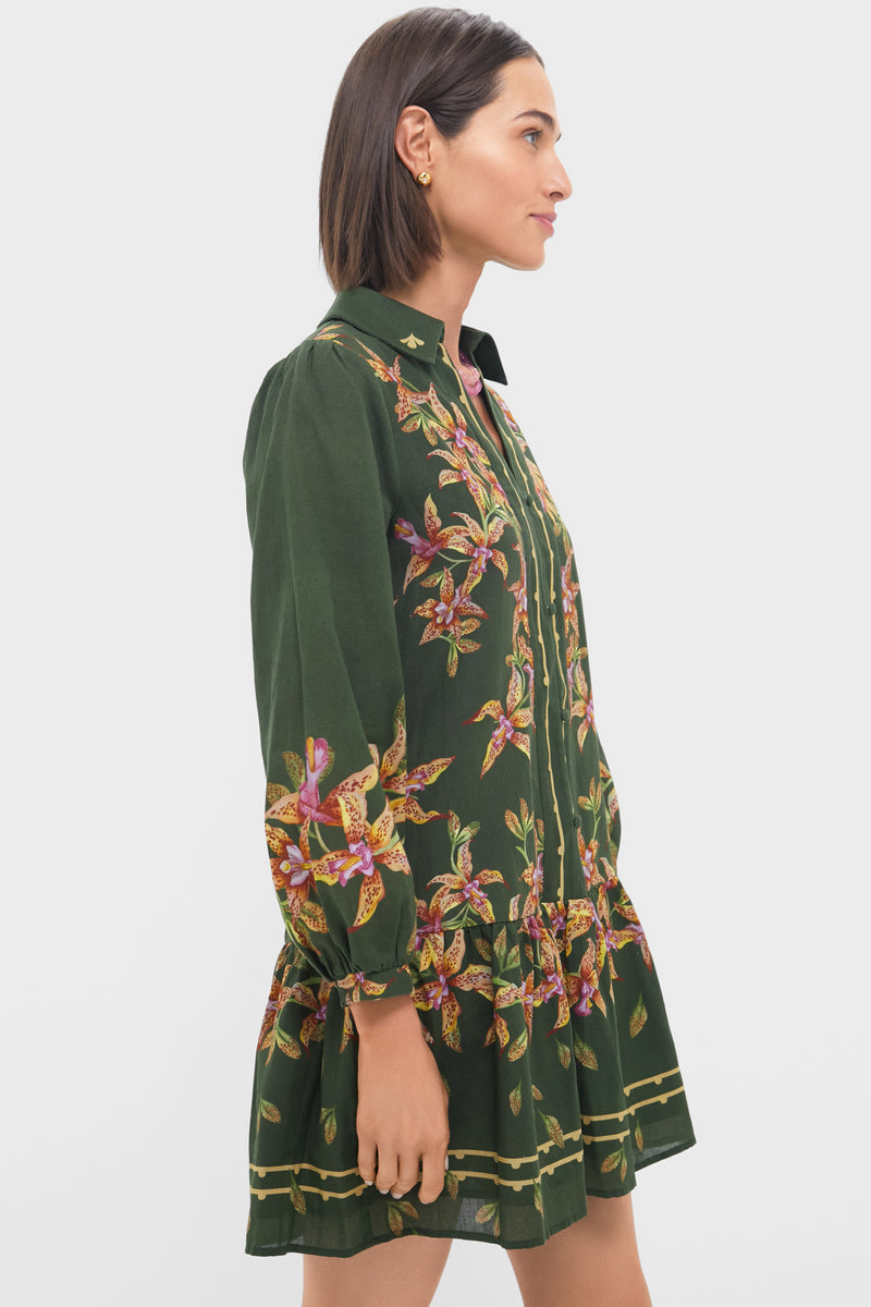 Hunter Lilly Porter Mini Dress: A classic, effortless mini with a chic V-neckline, puffed sleeves, and flounced hem, perfect for fun, high-end day-to-night transitions.