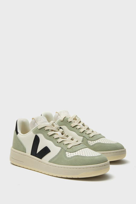 Pure Black Clay V-10 Sneakers