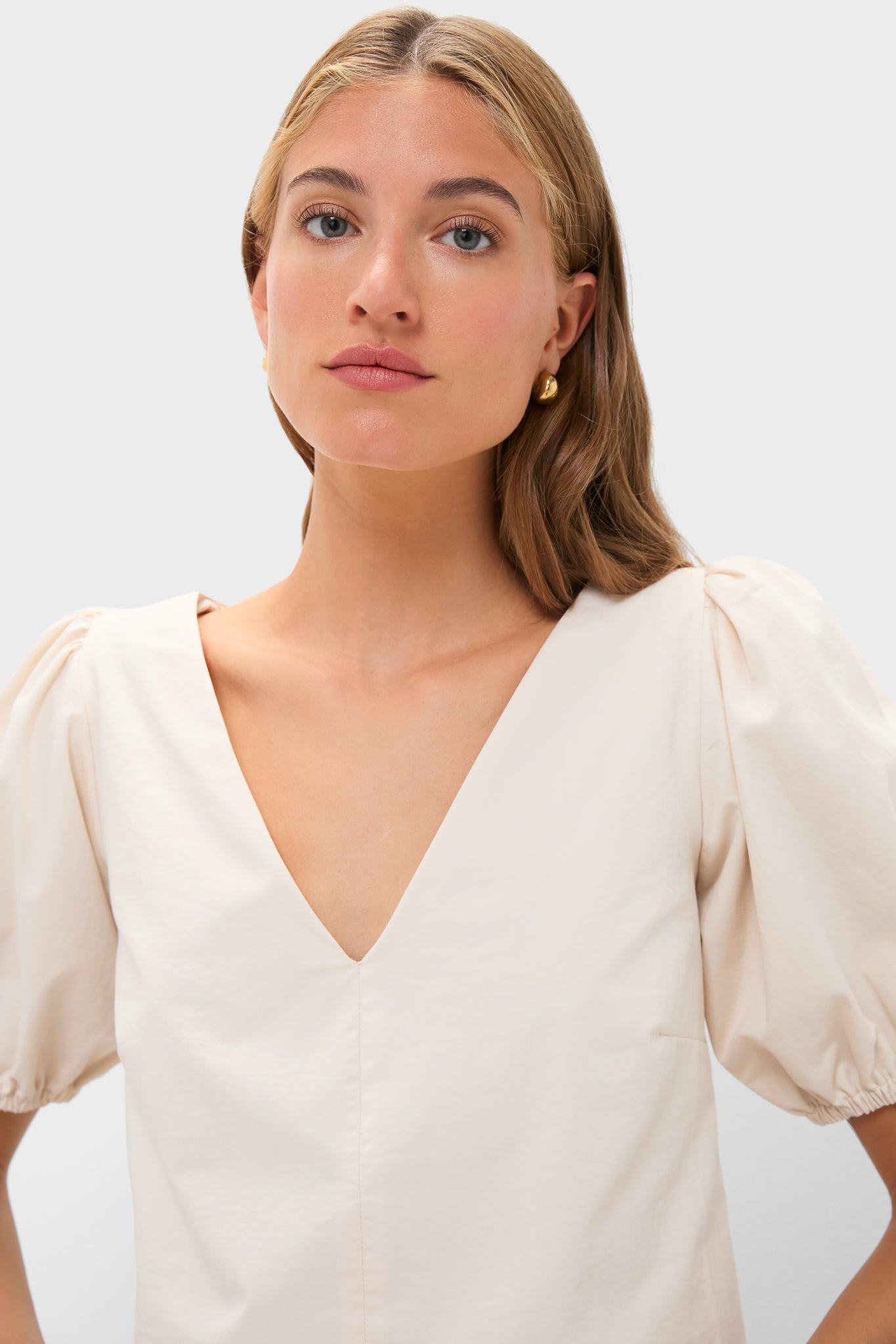 White Swan V Top