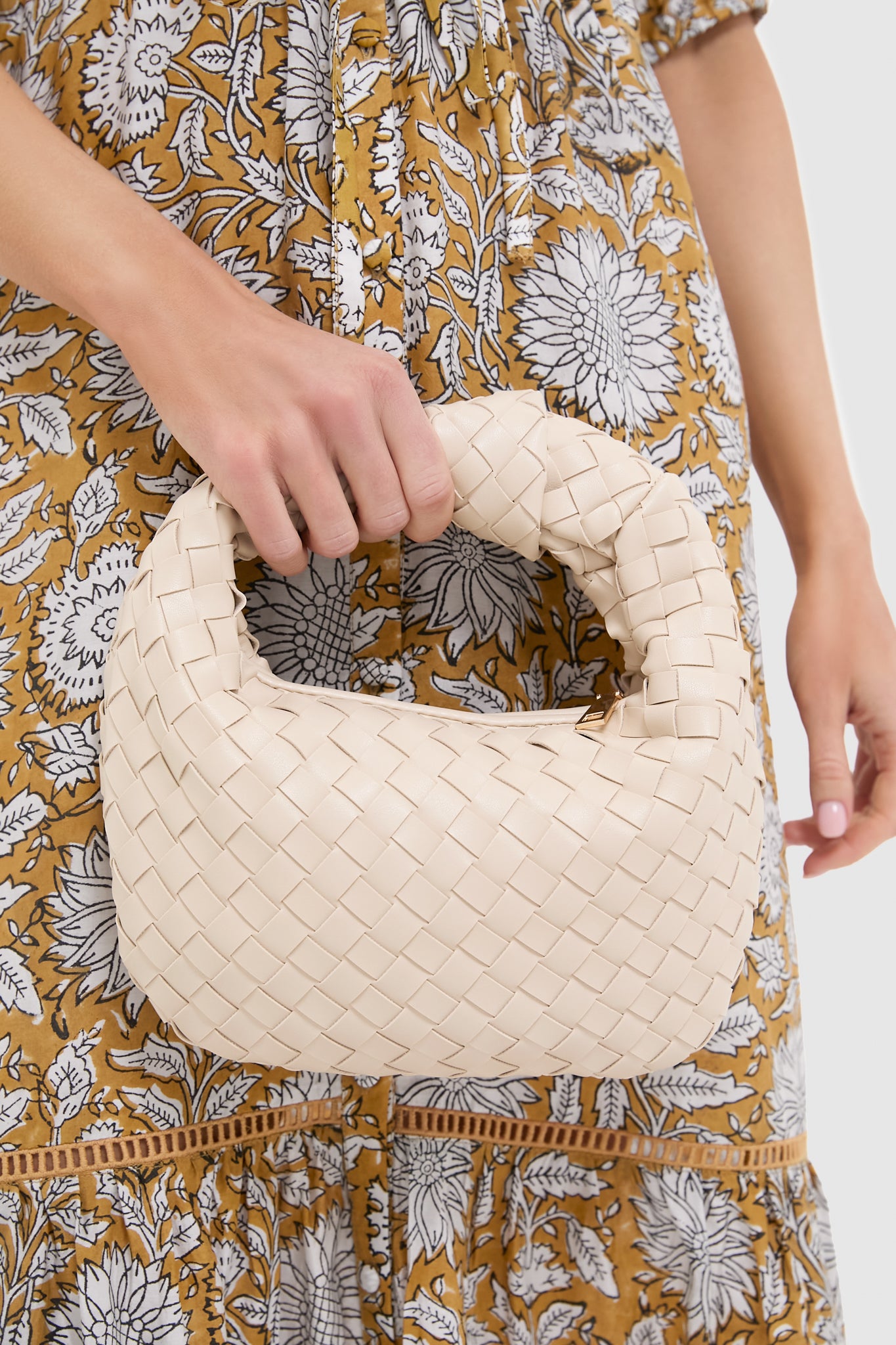 Oatmilk Woven Tracy Bag | Urban Expressions
