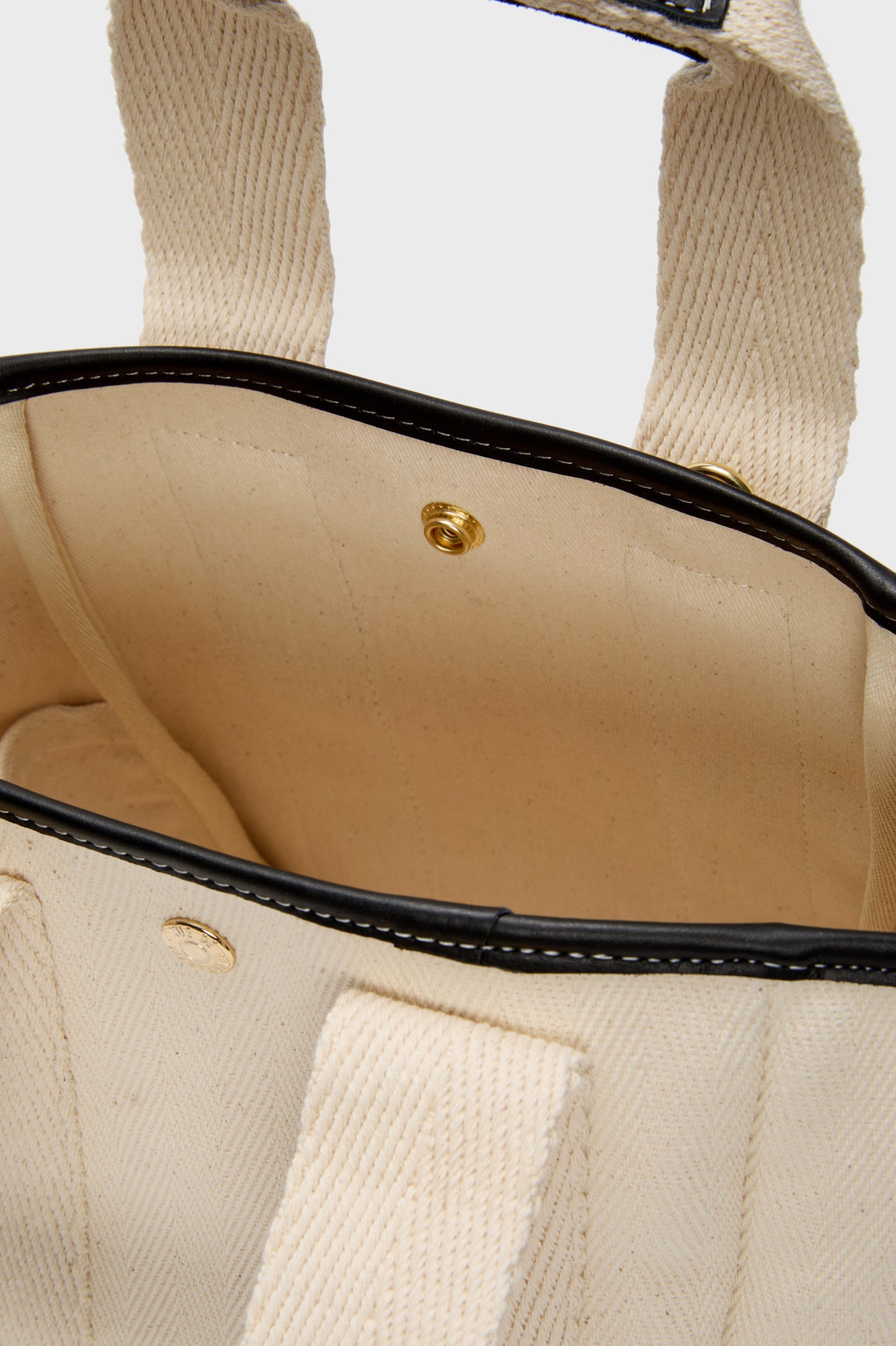 Natural Traversee S Square Tote
